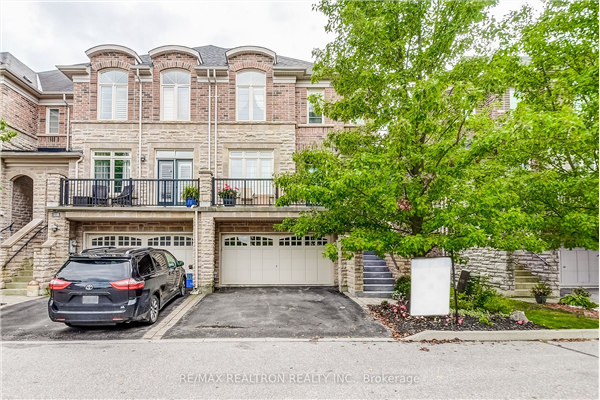 116 Chapman Crt, Aurora