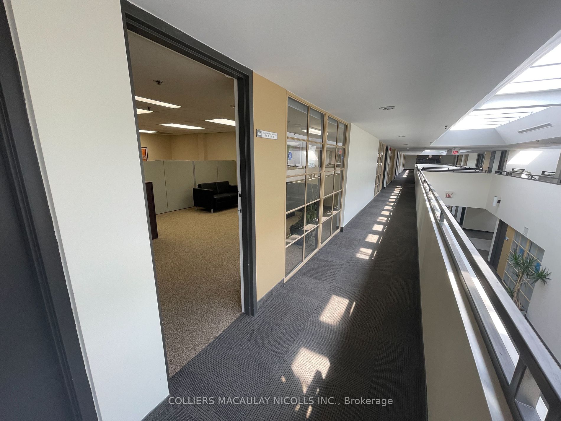 7181 Woodbine Ave, #234