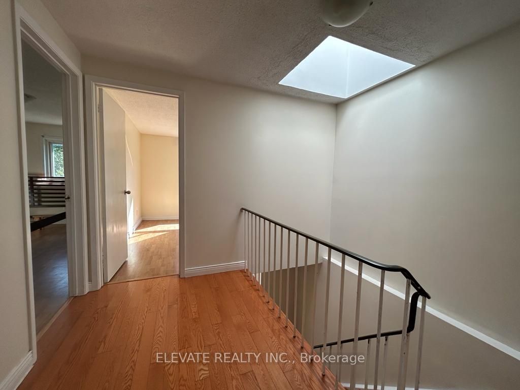 86 Pepperell Cres