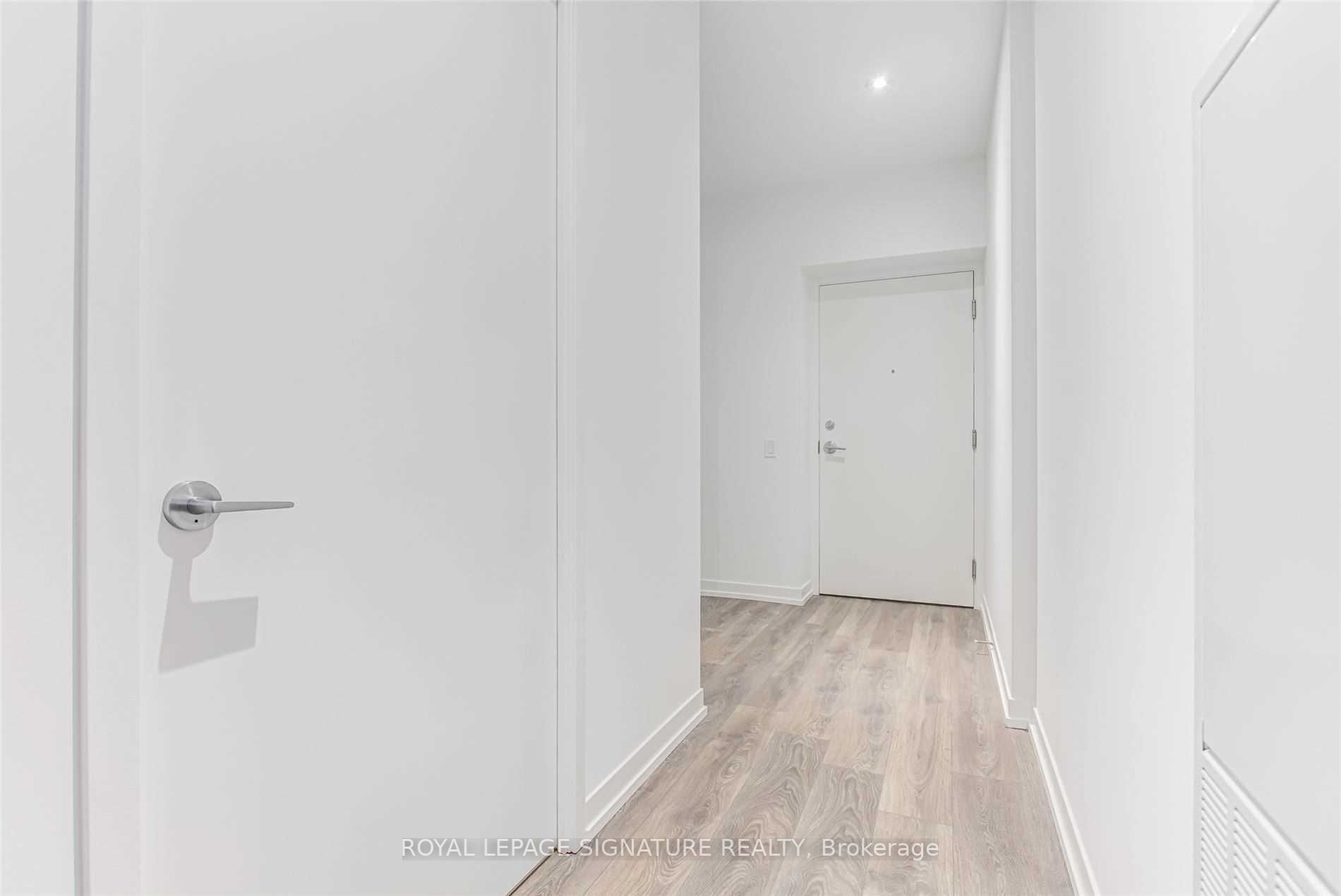 950 Portage Parkway, #3207