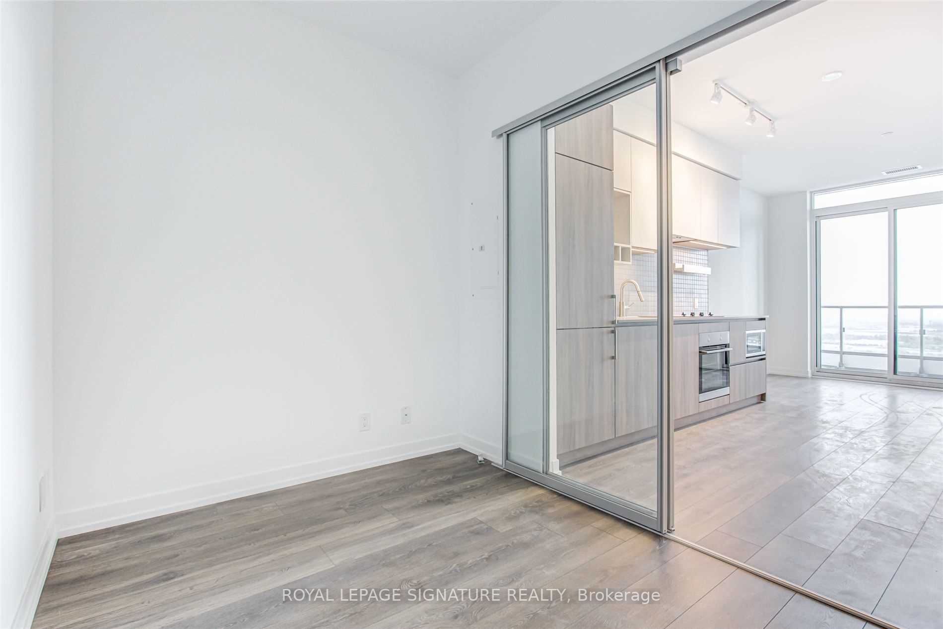 950 Portage Parkway, #3207