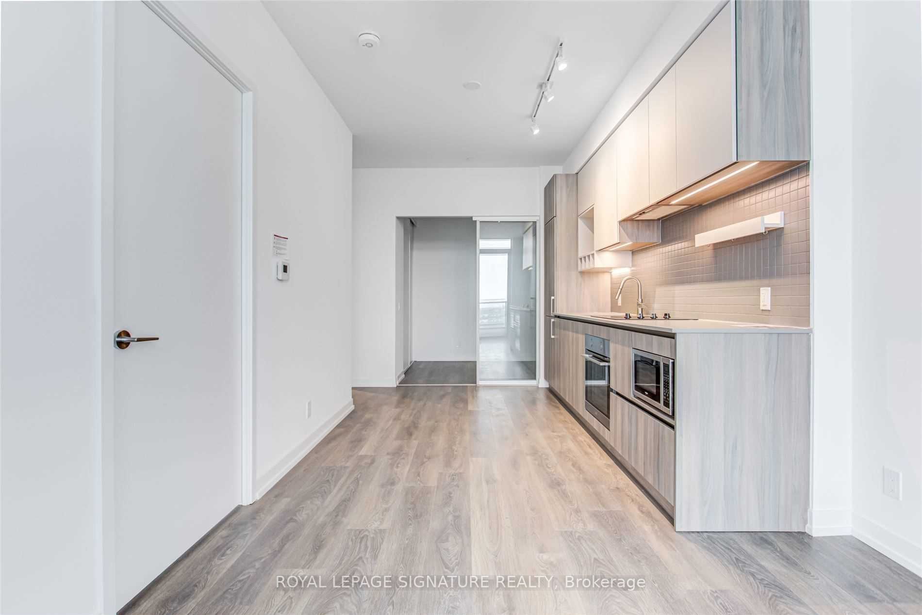 950 Portage Parkway, #3207