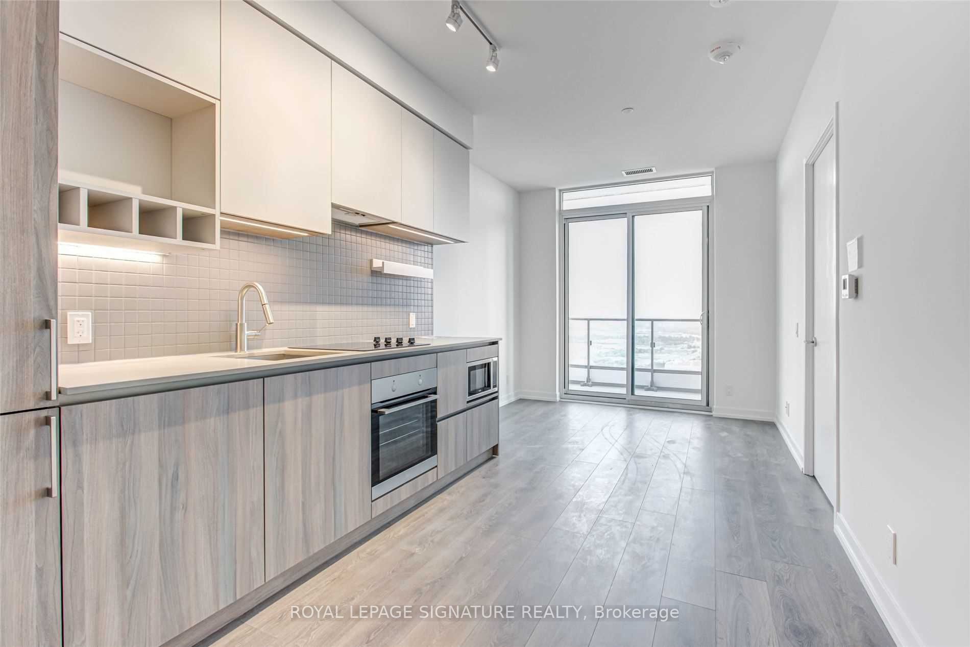 950 Portage Parkway, #3207