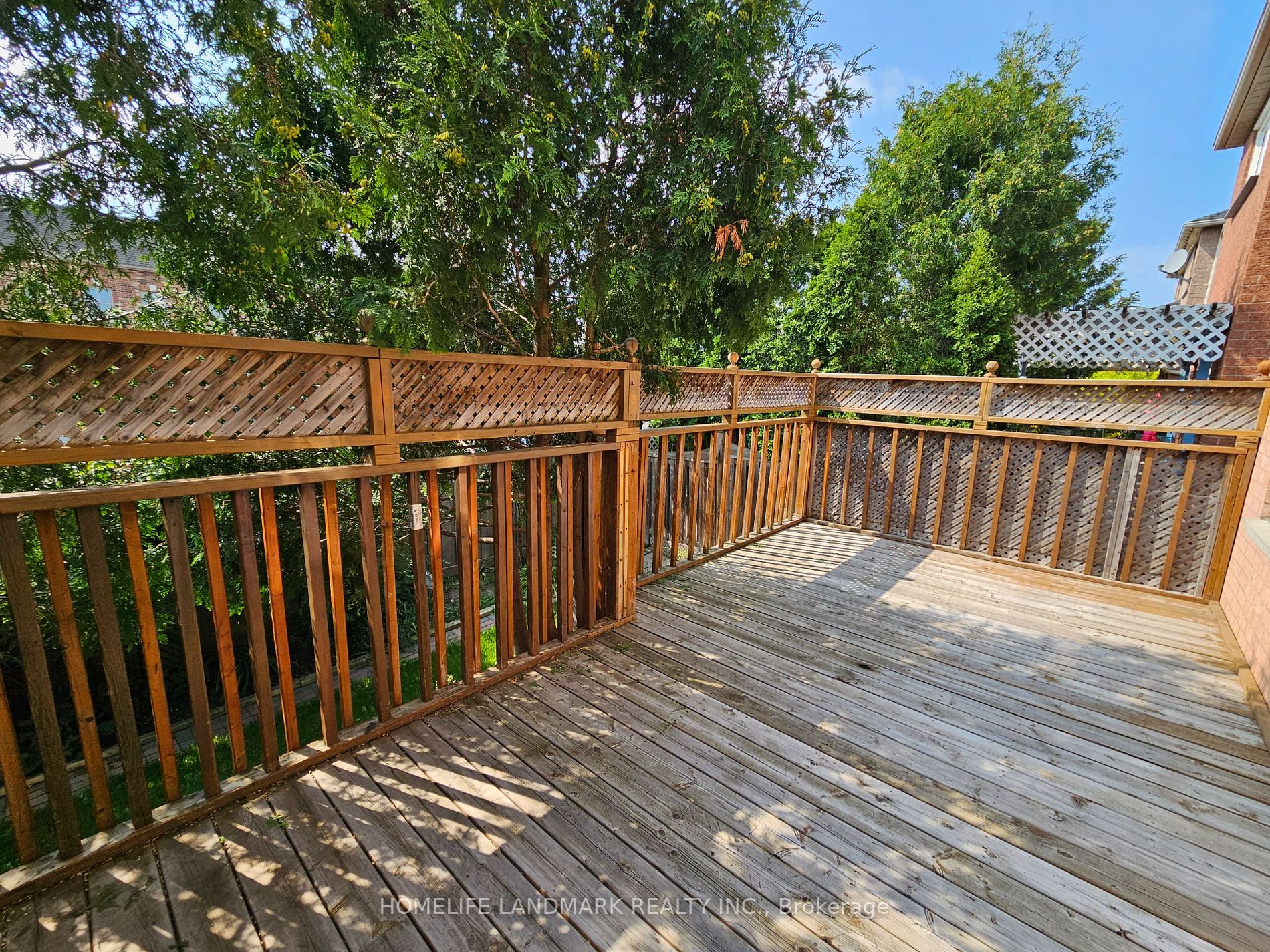 135 Stonebriar Dr