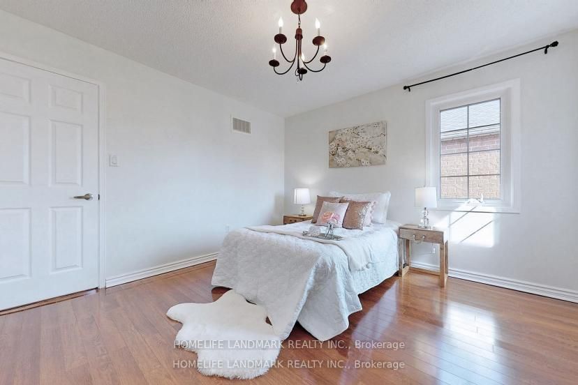 135 Stonebriar Dr