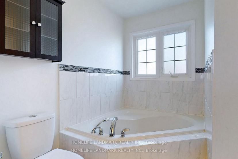 135 Stonebriar Dr