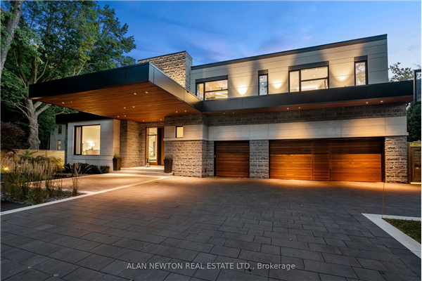 151 Centre St, Vaughan