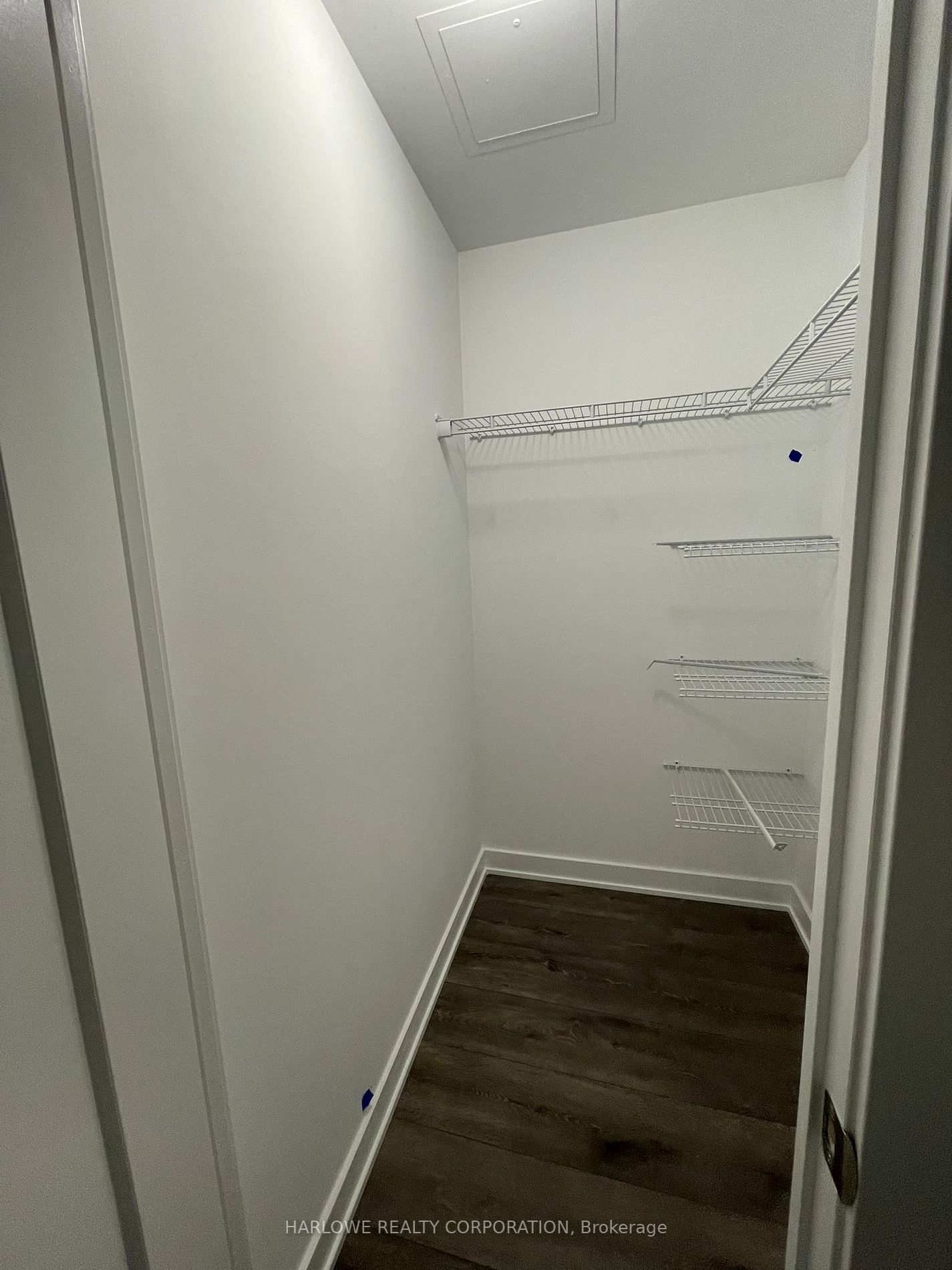 105 Oneida Cres, #1811
