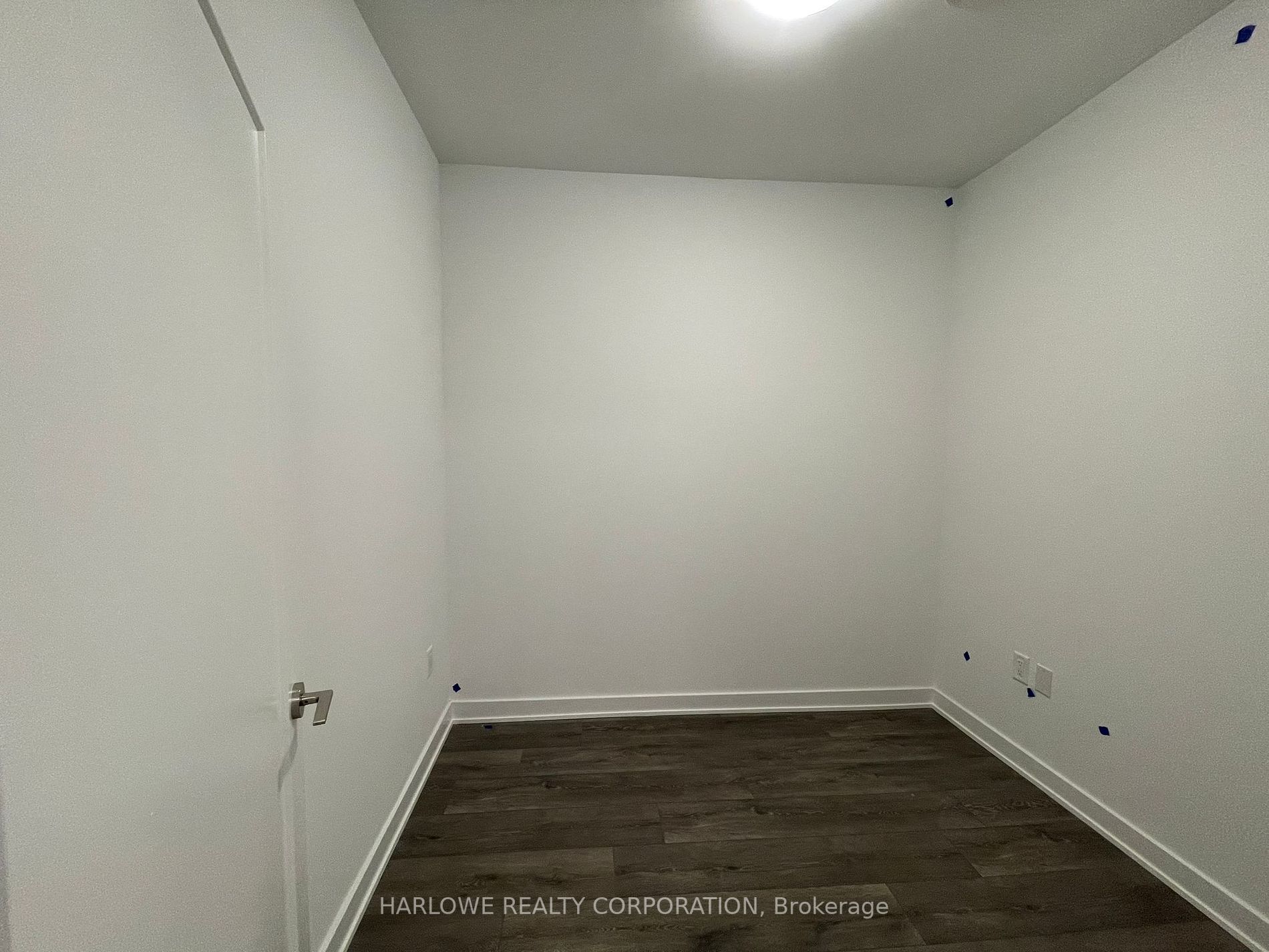 105 Oneida Cres, #1811