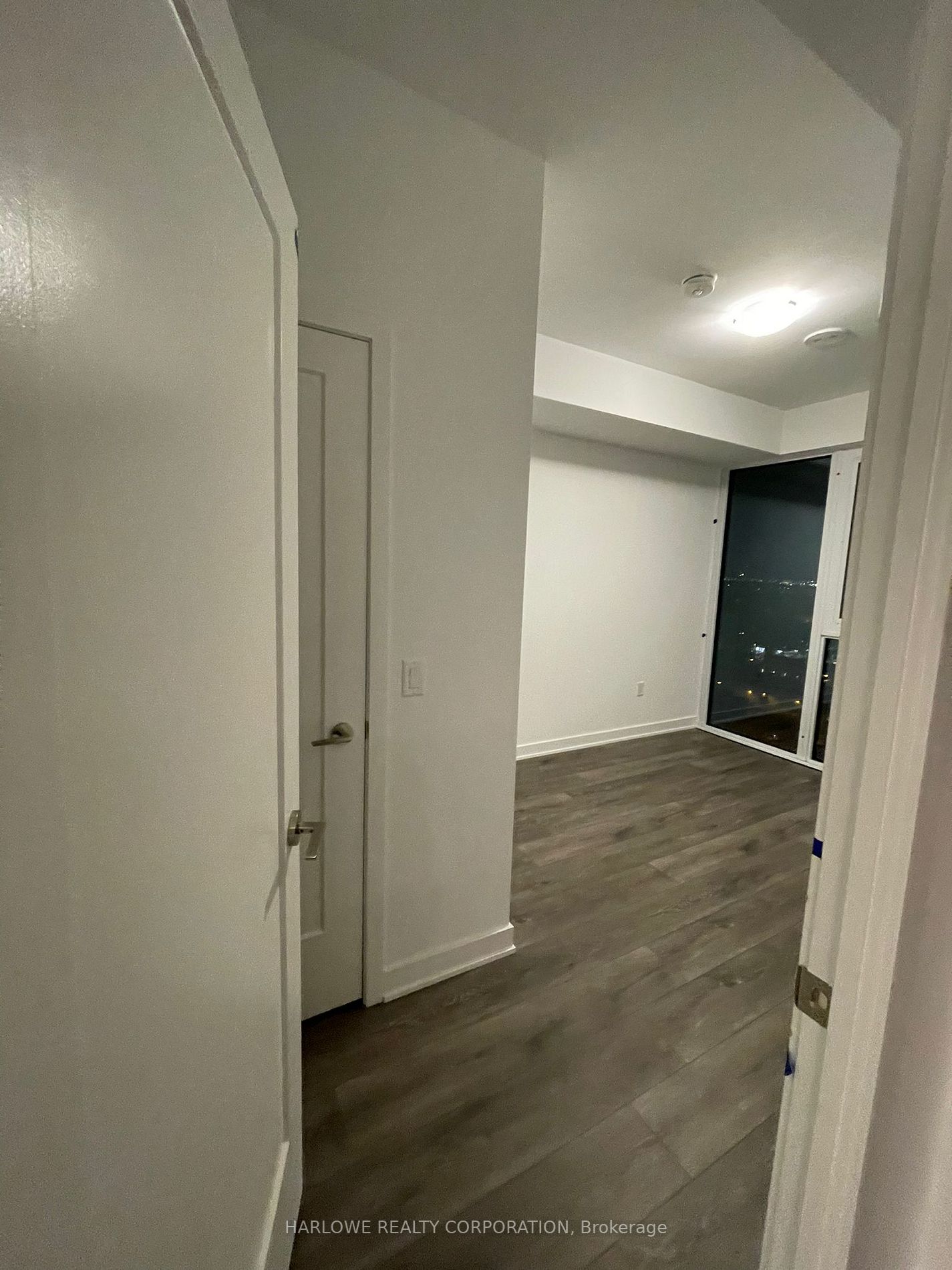105 Oneida Cres, #1811