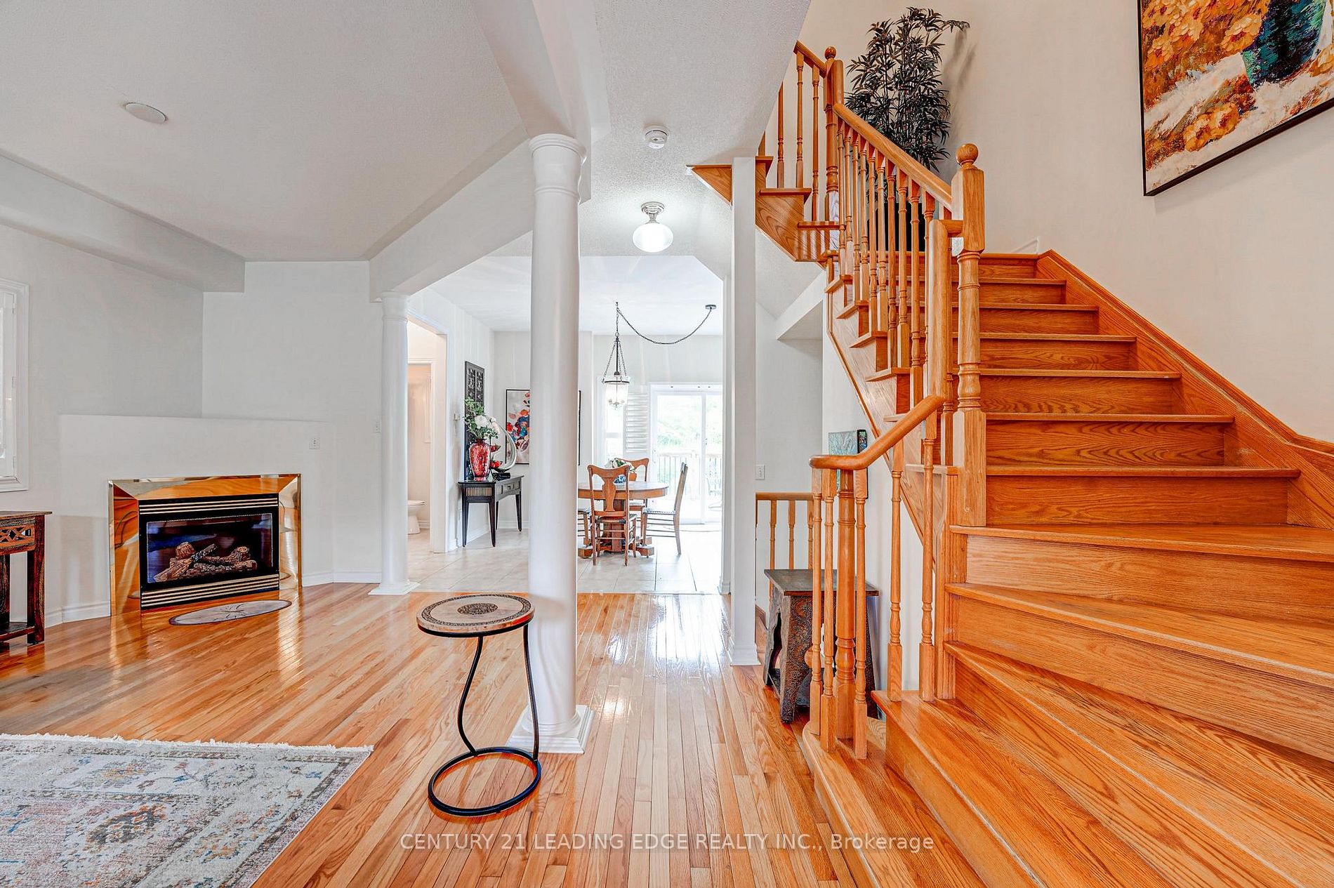 8 Tiger Lily St