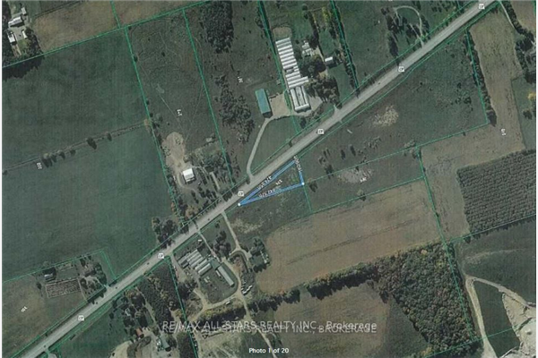 374-378 Highway 47, Uxbridge