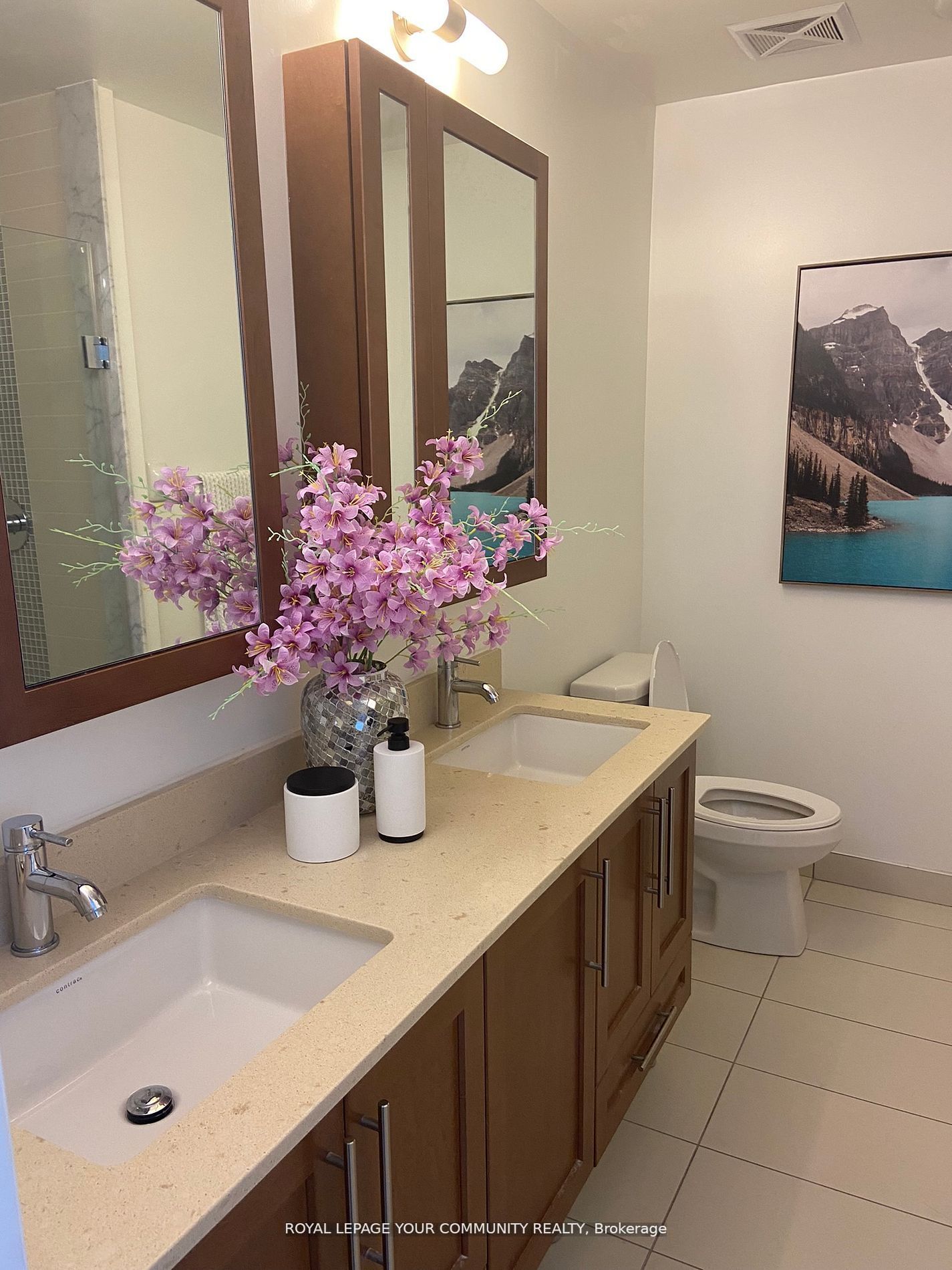 65 Oneida Cres, #1601