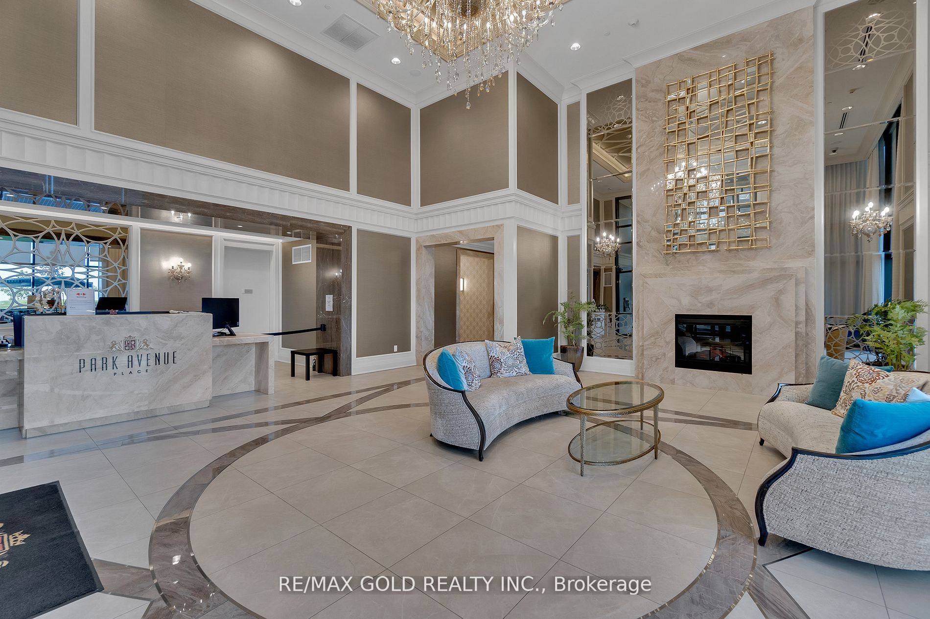 9085 Jane Street, #705