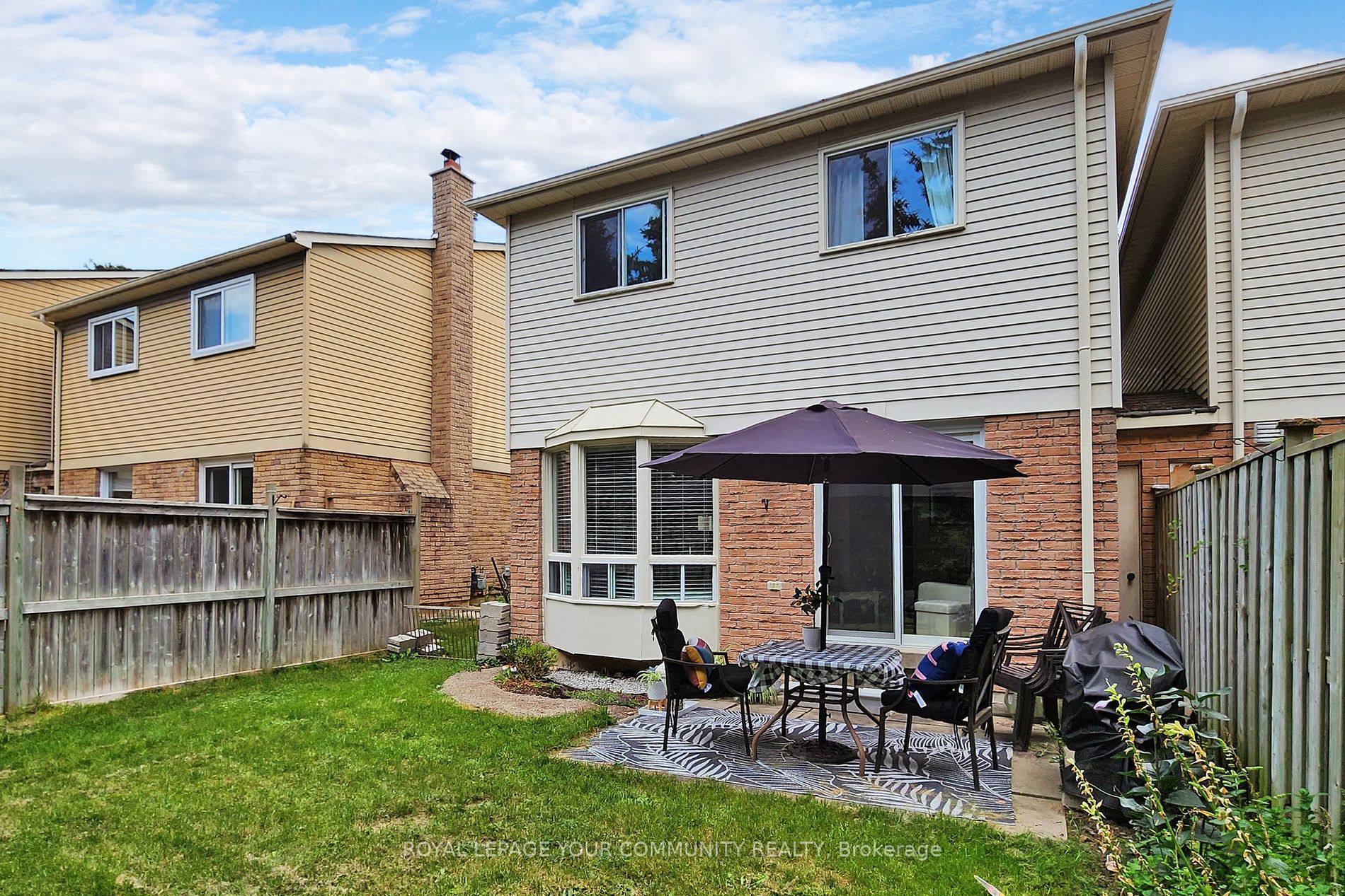 56 Raleigh Cres