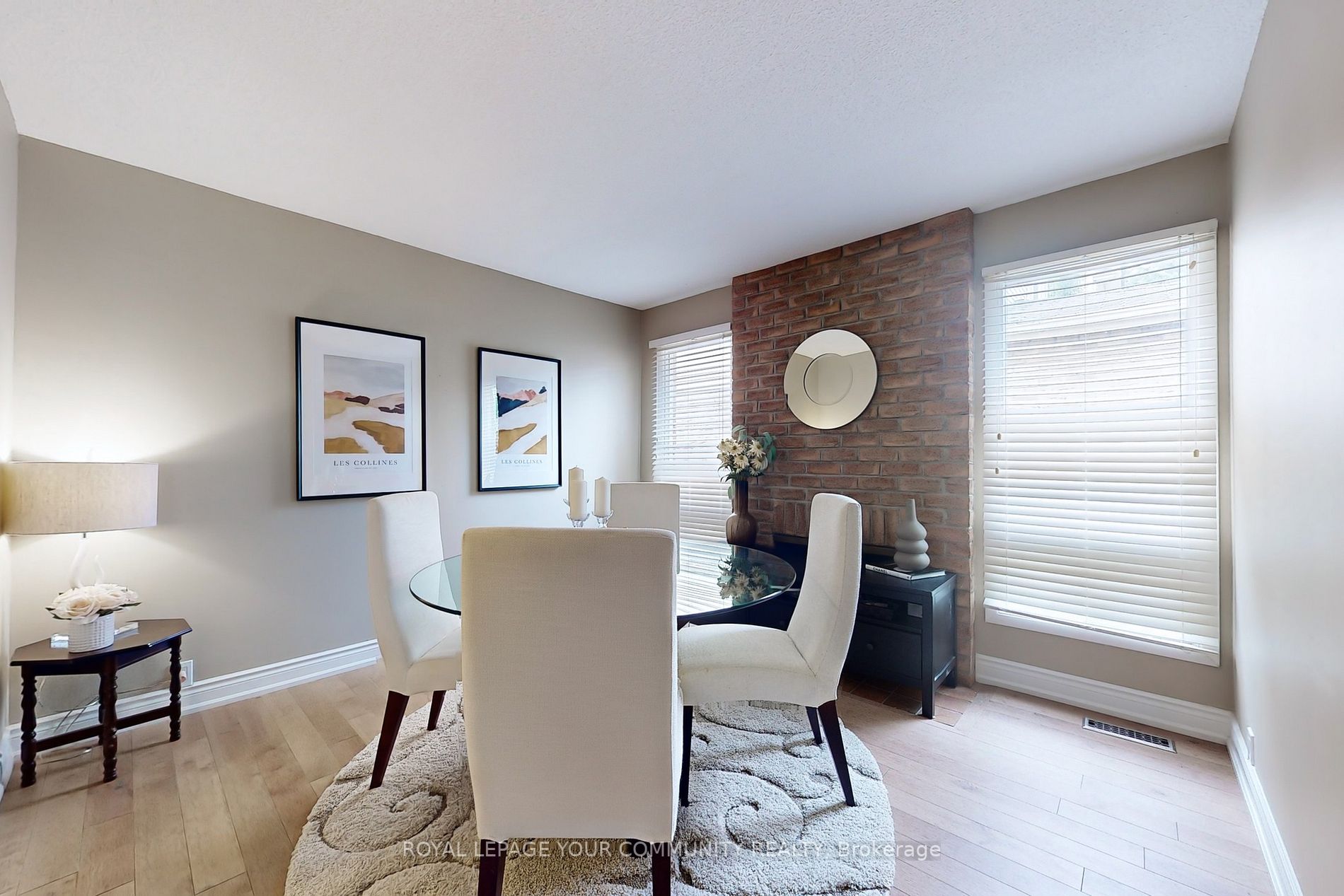 56 Raleigh Cres