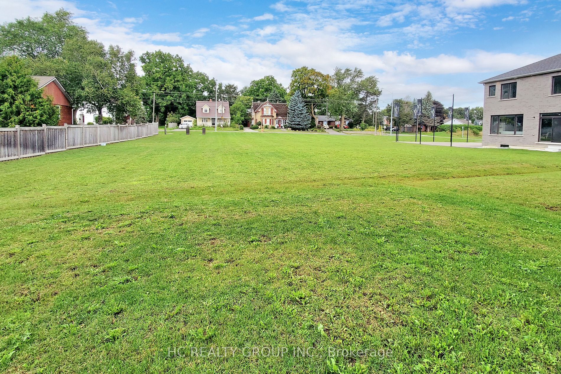 86 Robb Thompson Rd