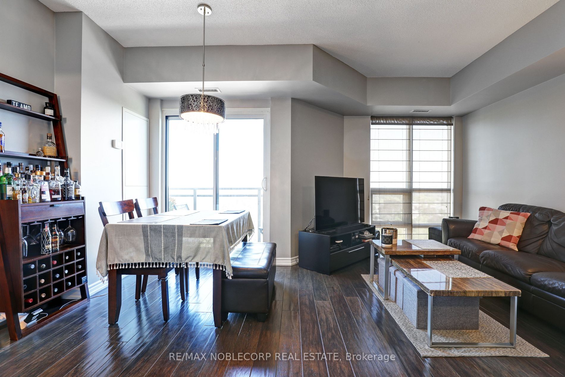 7730 Kipling Ave, #907
