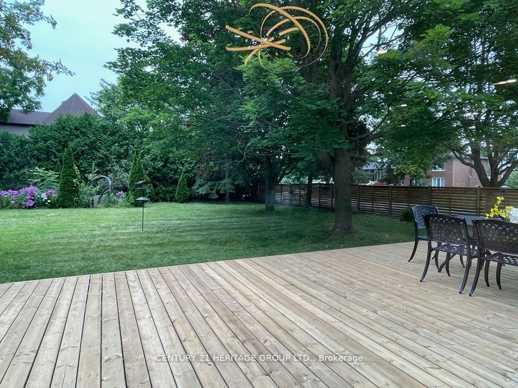 1 Rosegarden Cres