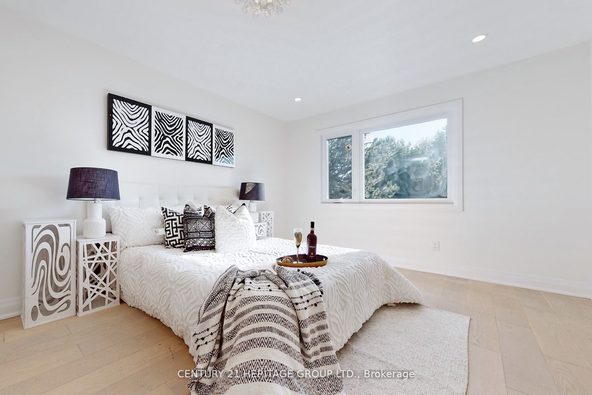1 Rosegarden Cres
