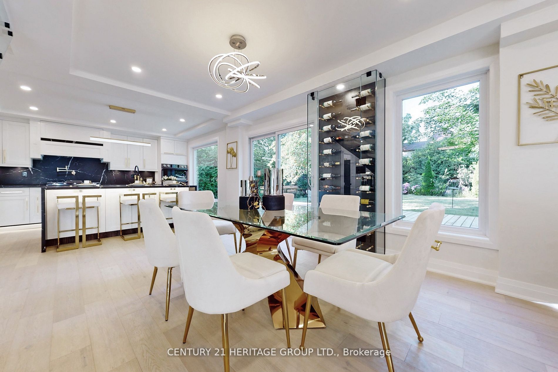 1 Rosegarden Cres