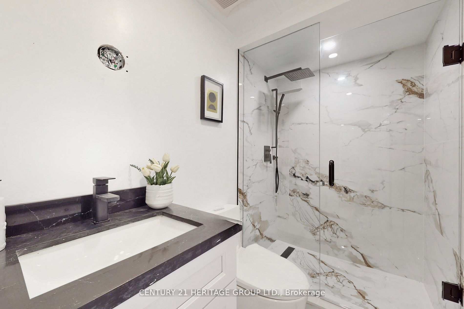 1 Rosegarden Cres
