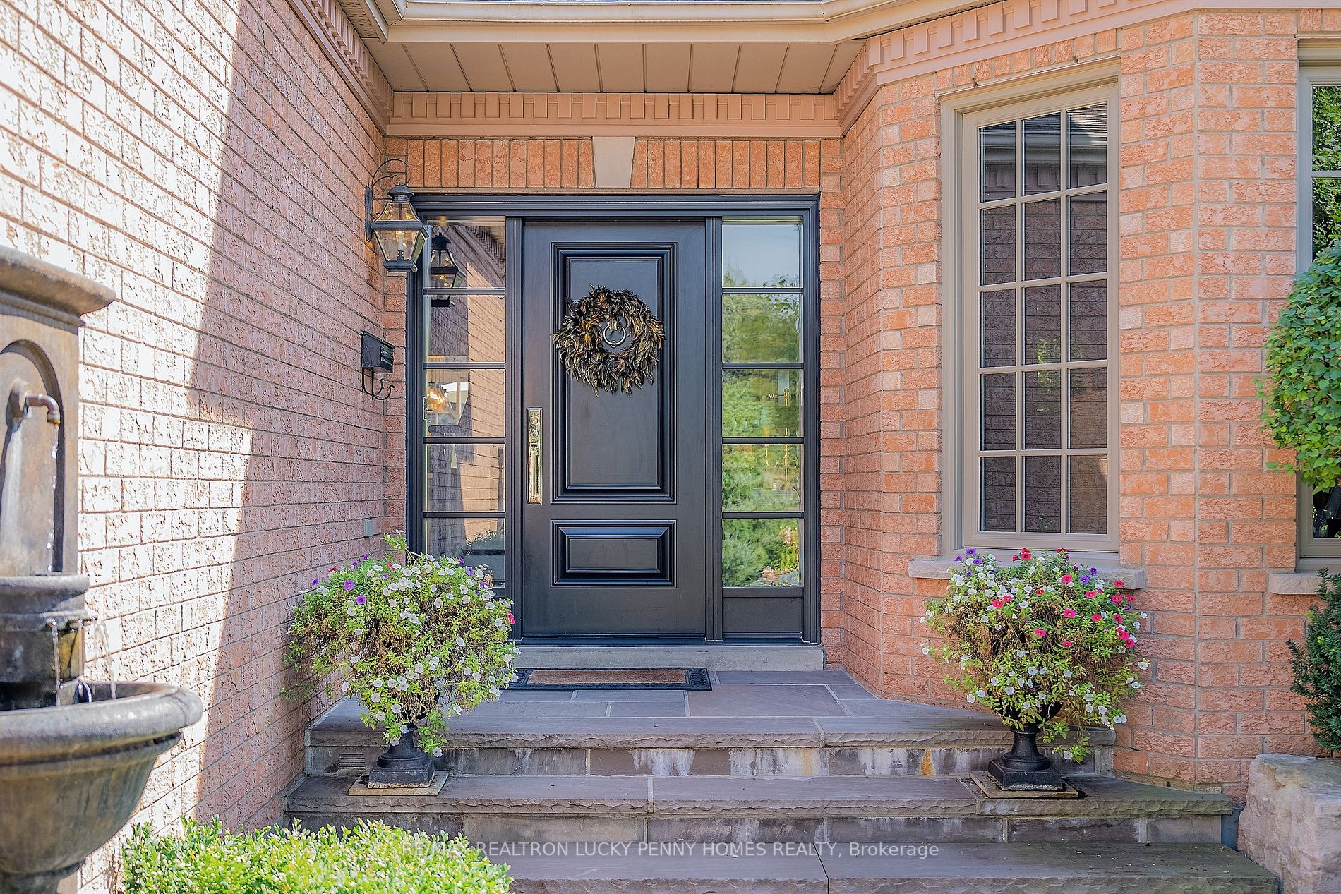 74 Braeside Square