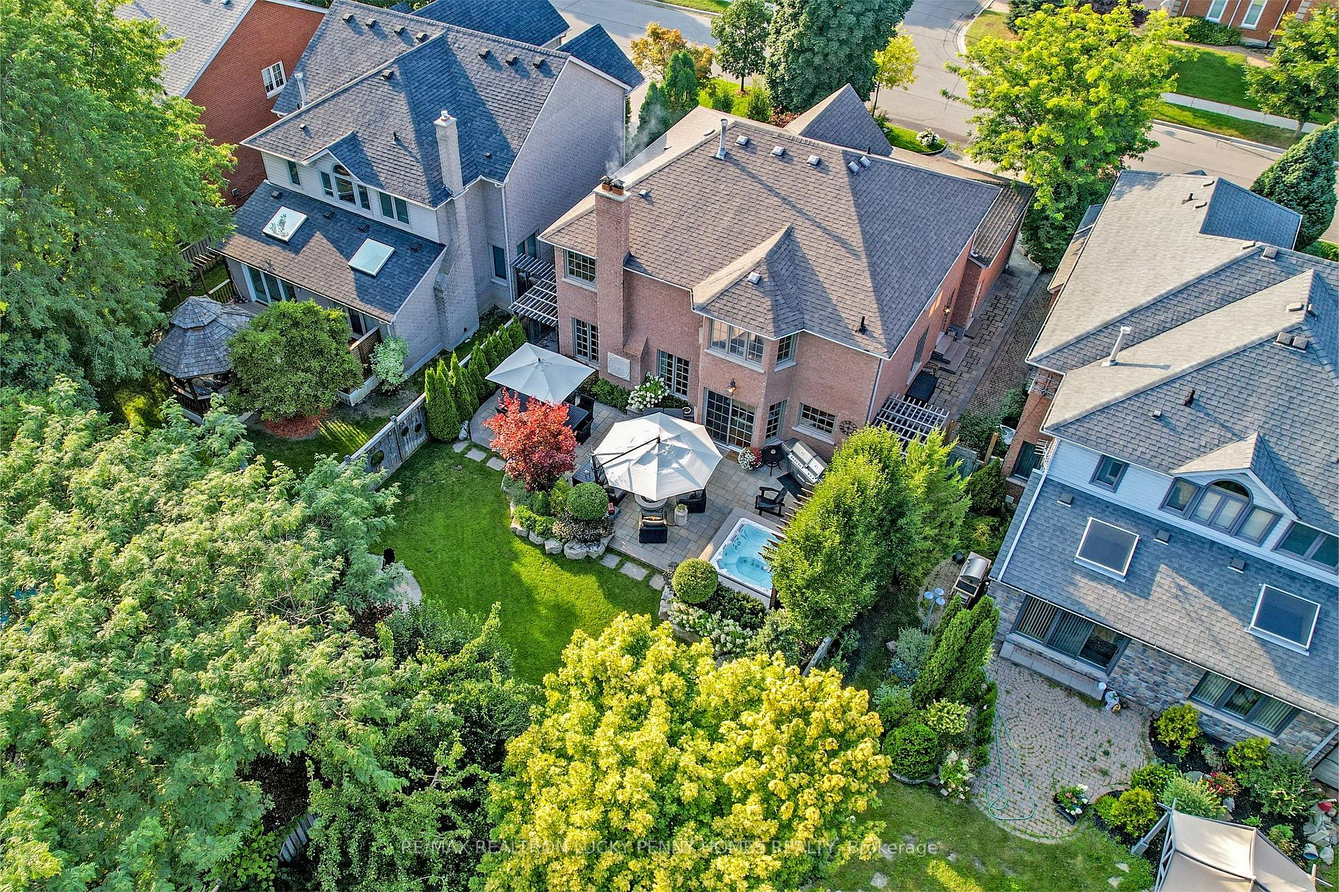 74 Braeside Square