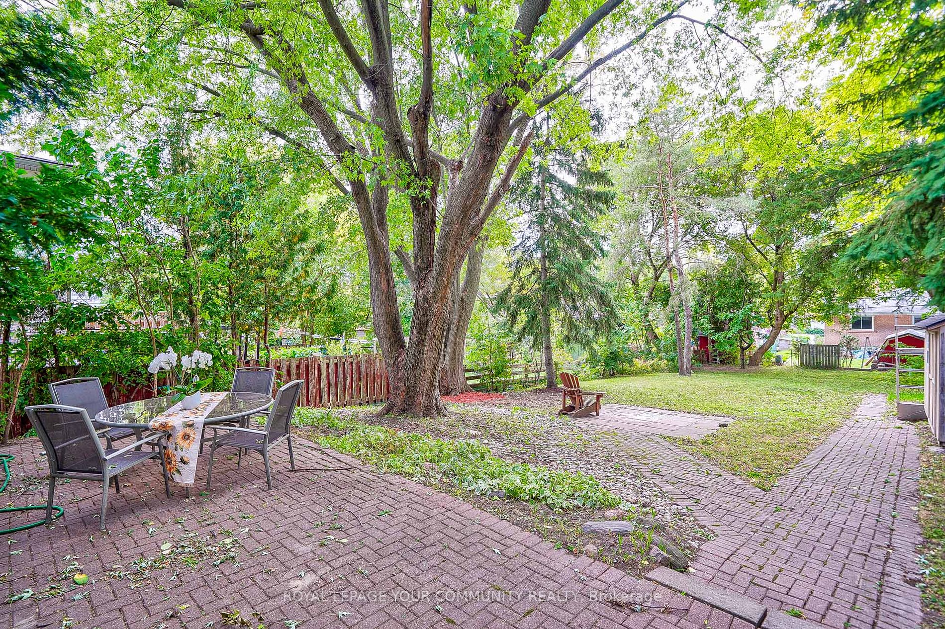 60 Hillview Drive