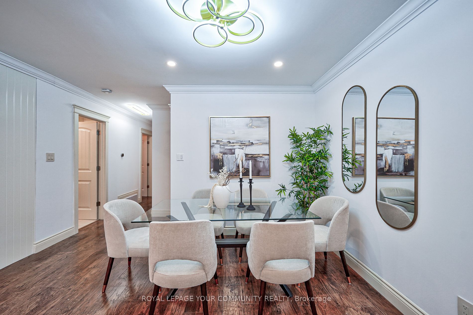 60 Hillview Drive