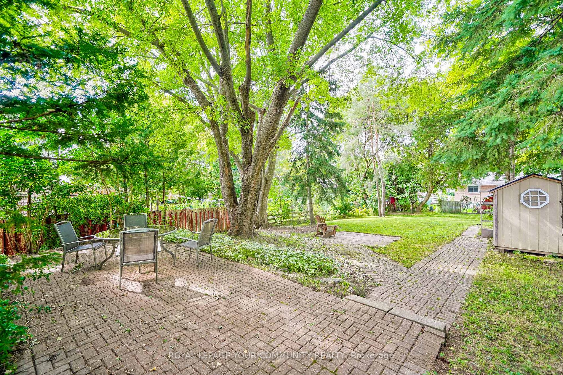 60 Hillview Drive