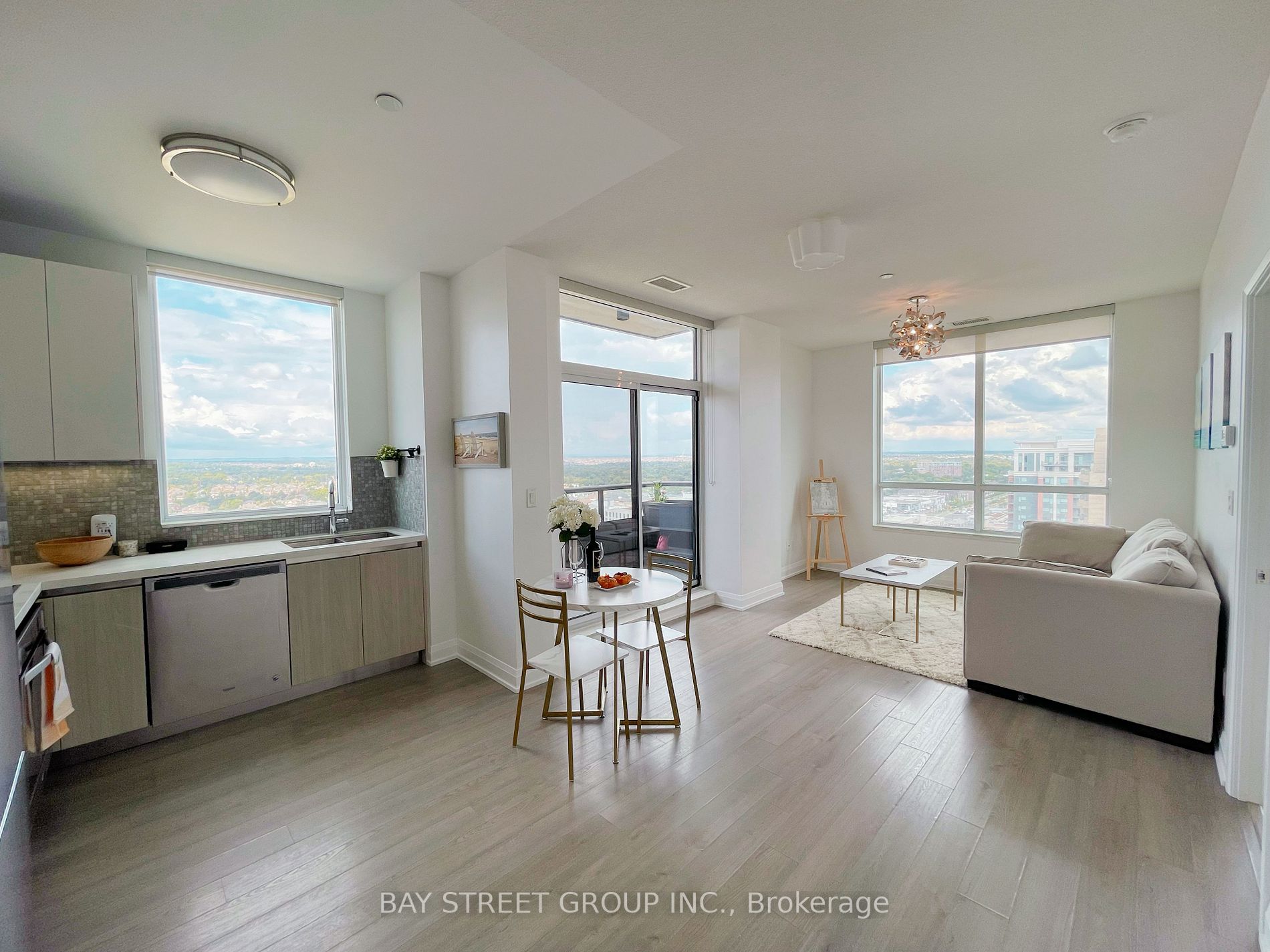 15 Water Walk Dr N, #2202