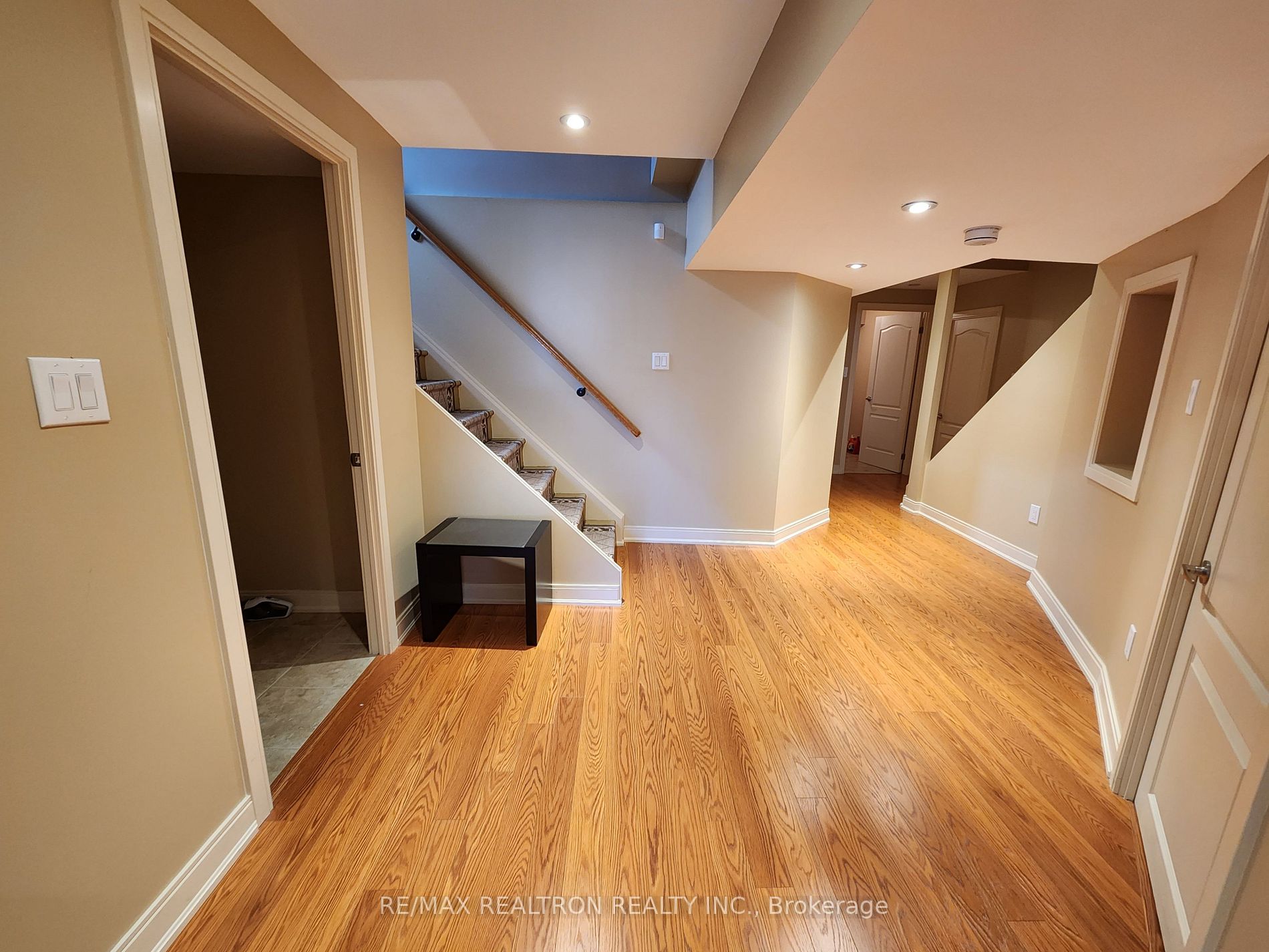 36 Foxbridge Way, #Bsmt