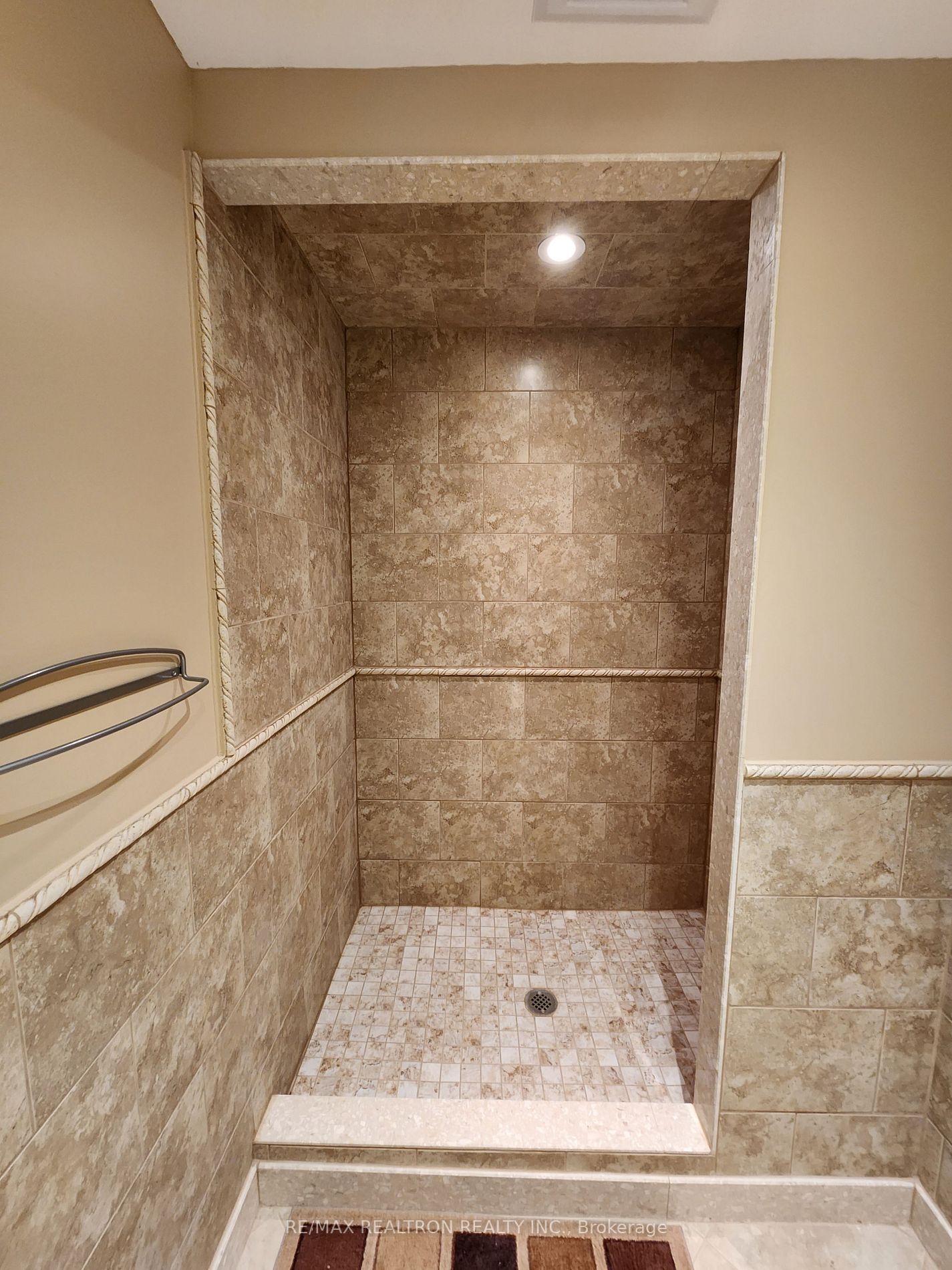 36 Foxbridge Way, #Bsmt