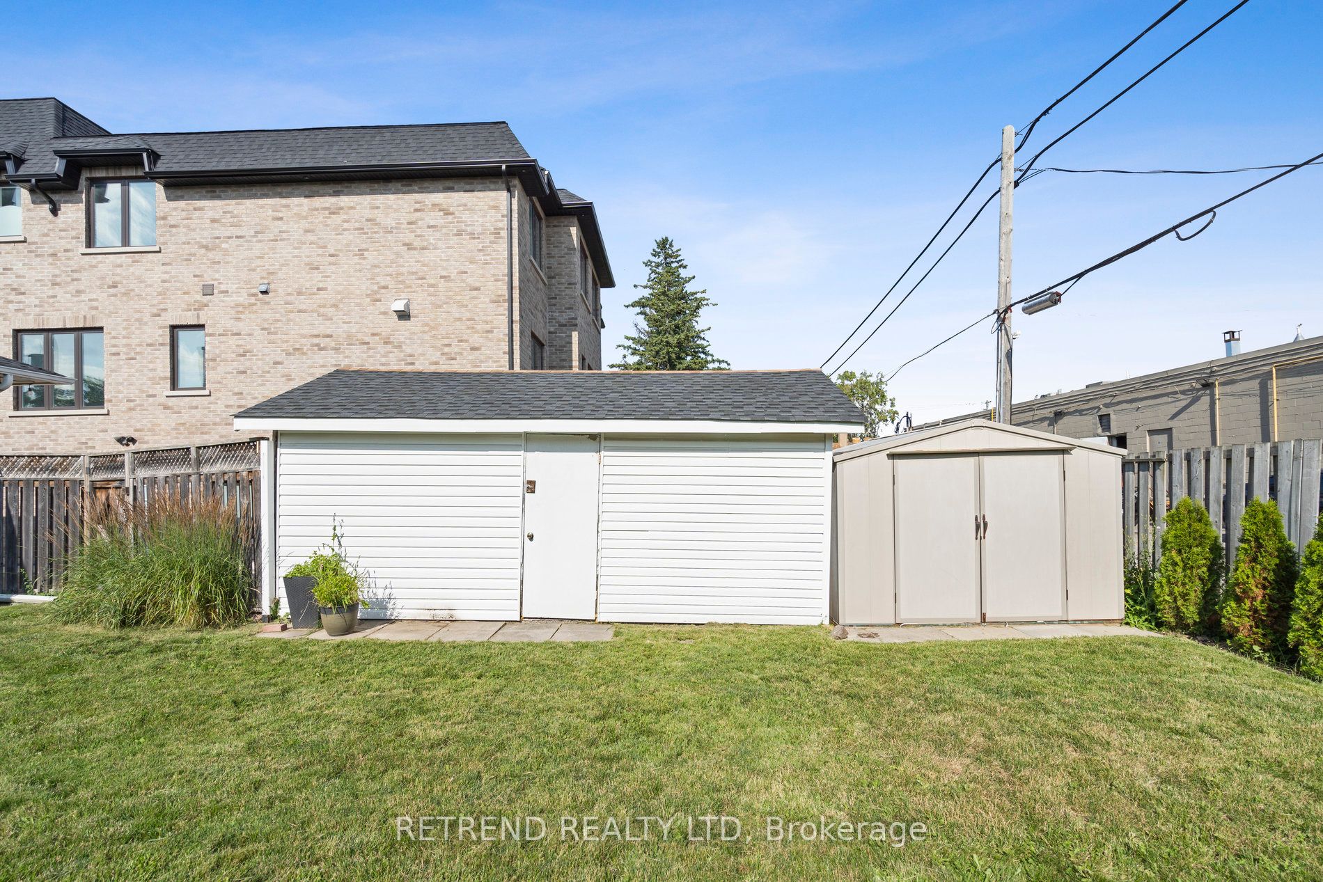 440 Fernleigh Circle S