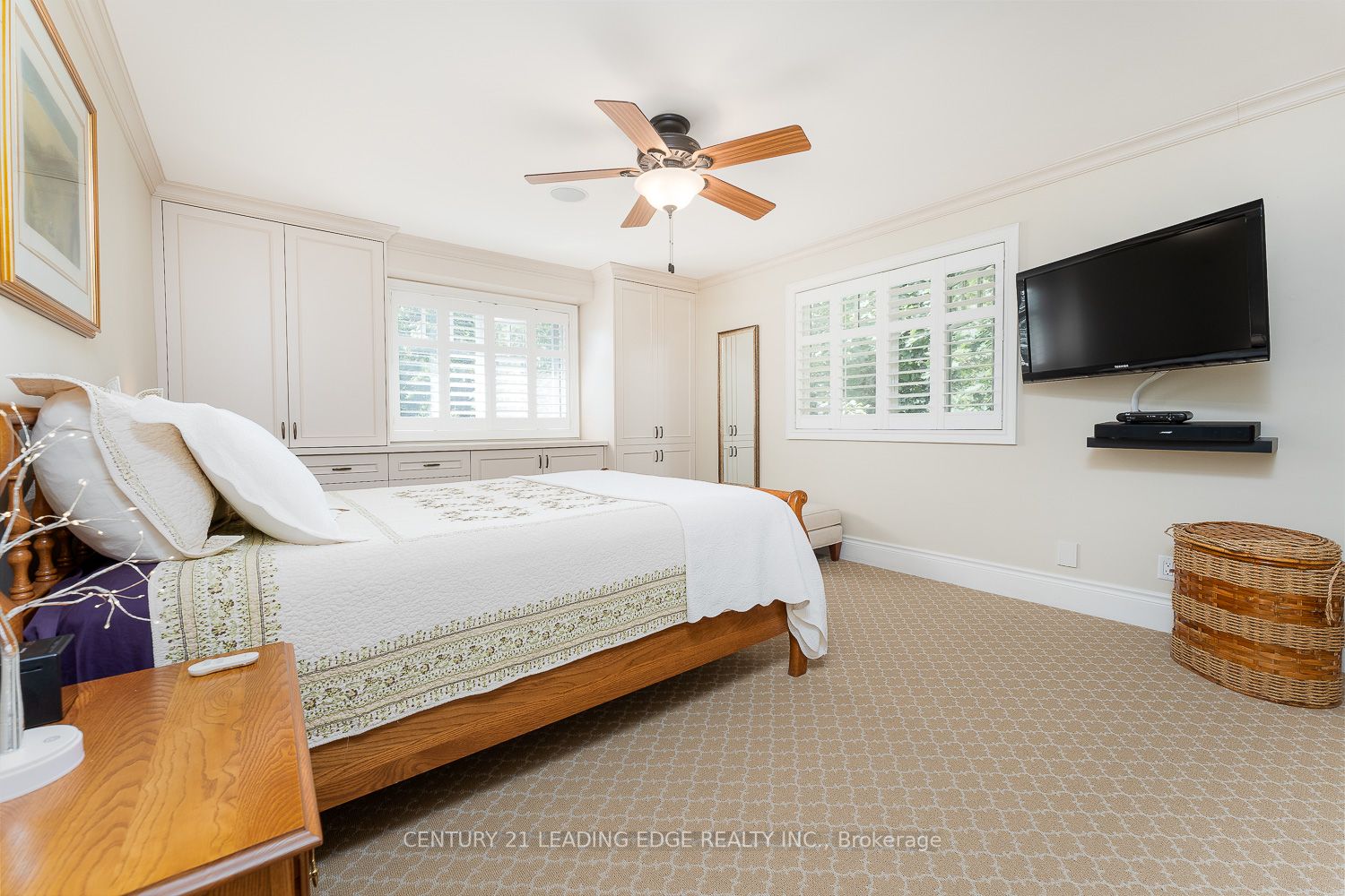 48 John Dexter Pl