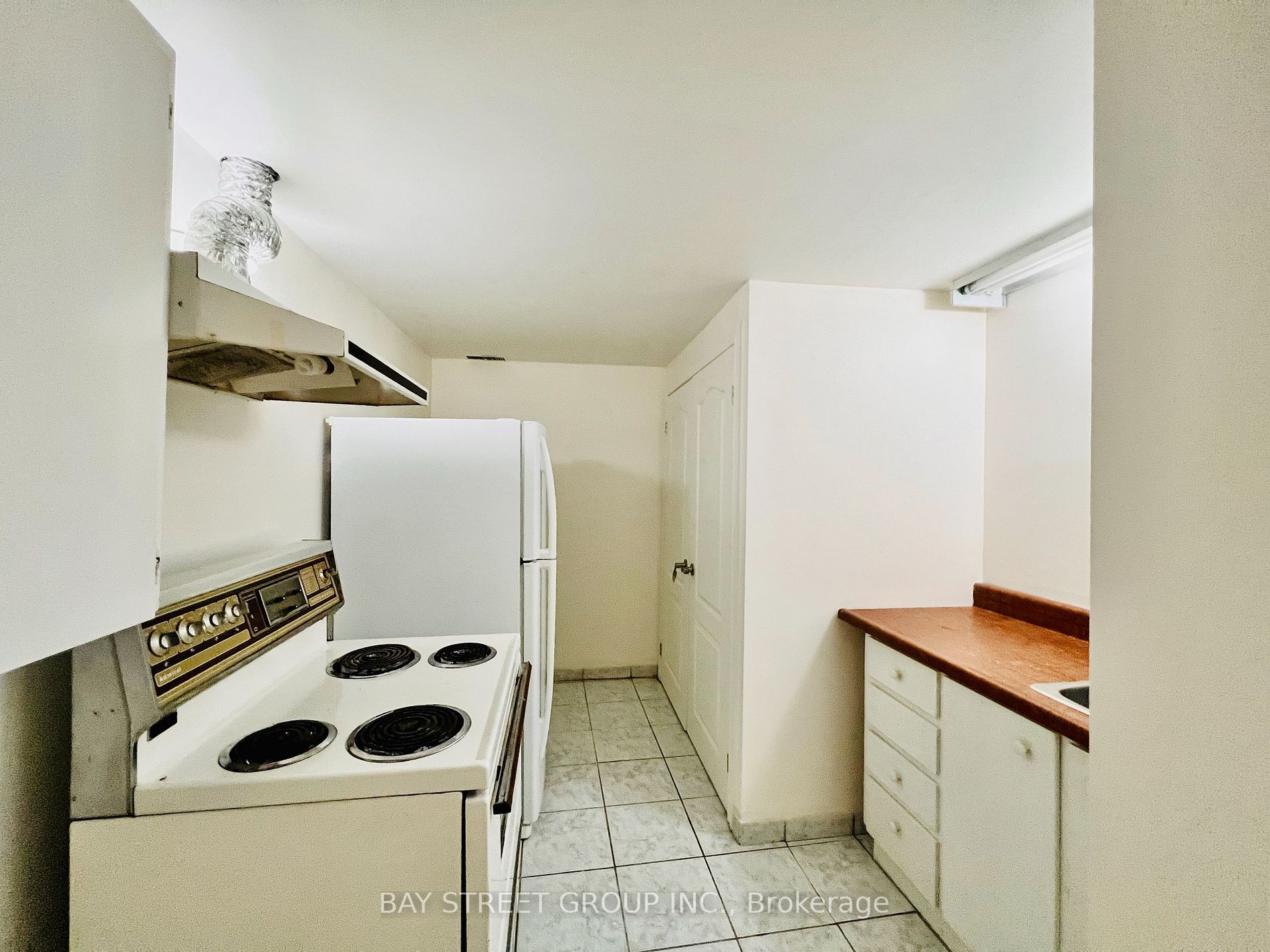 509 Lynett Cres, #Bsmt