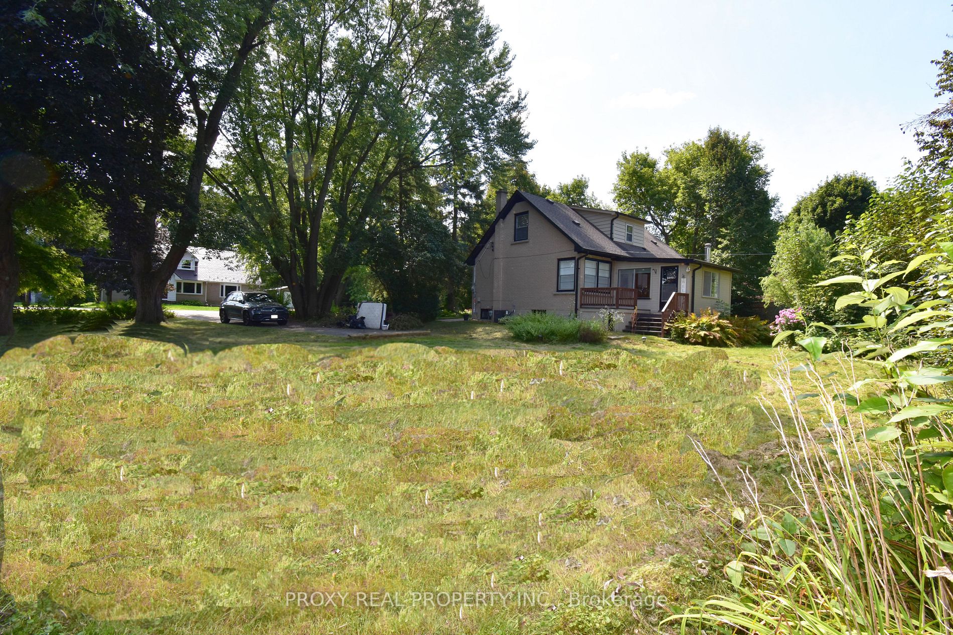 30 Morton Ave