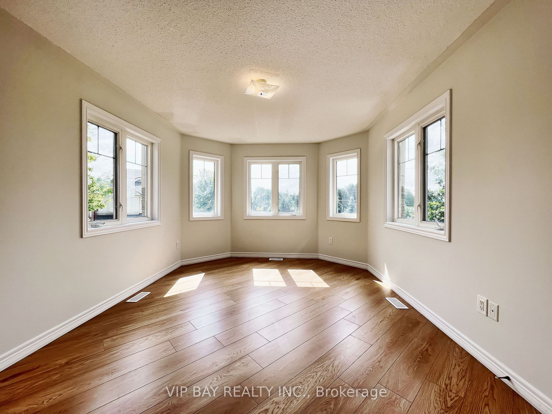 Listing N7011192 - Large Photo # 26