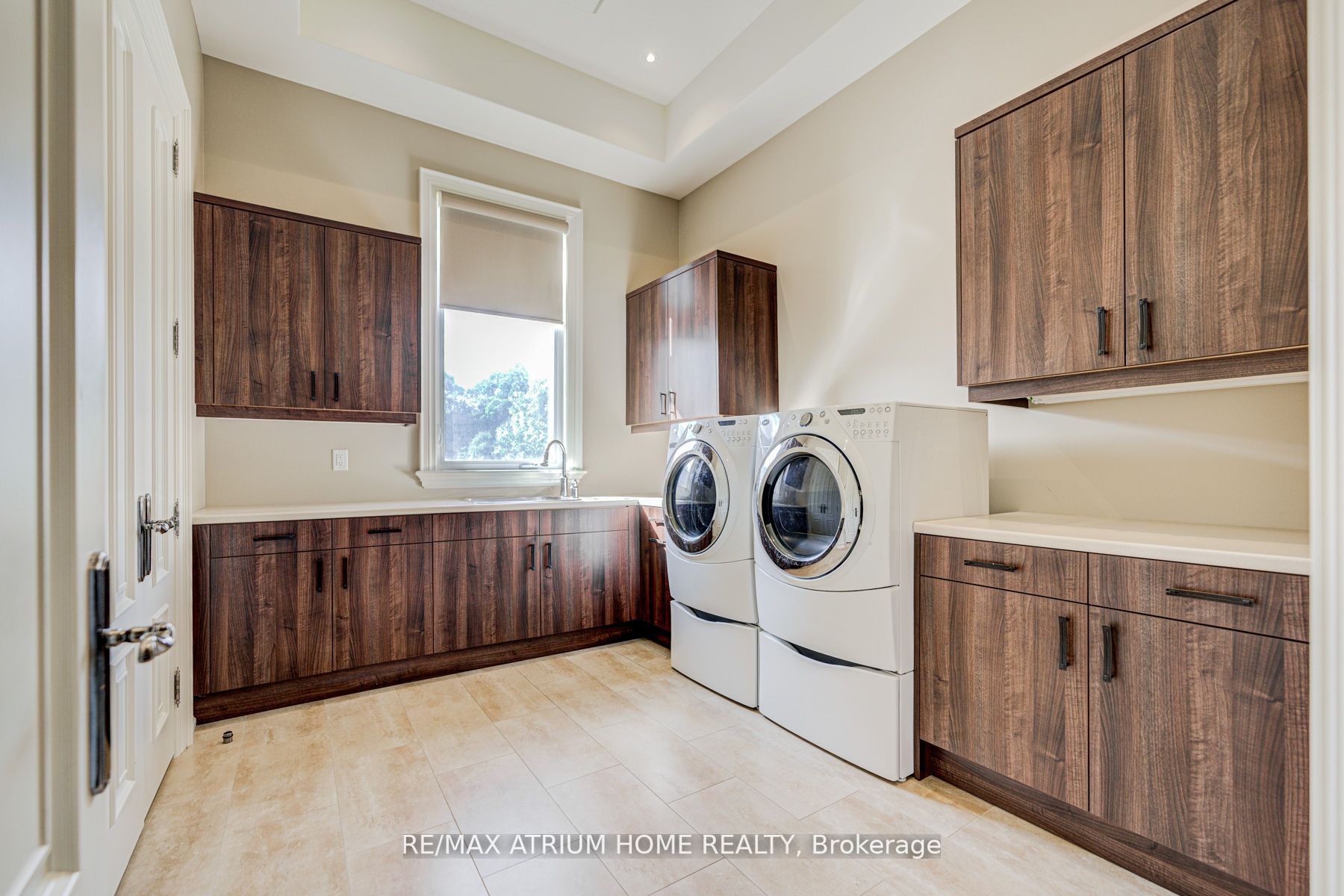 71 Grandvista Cres