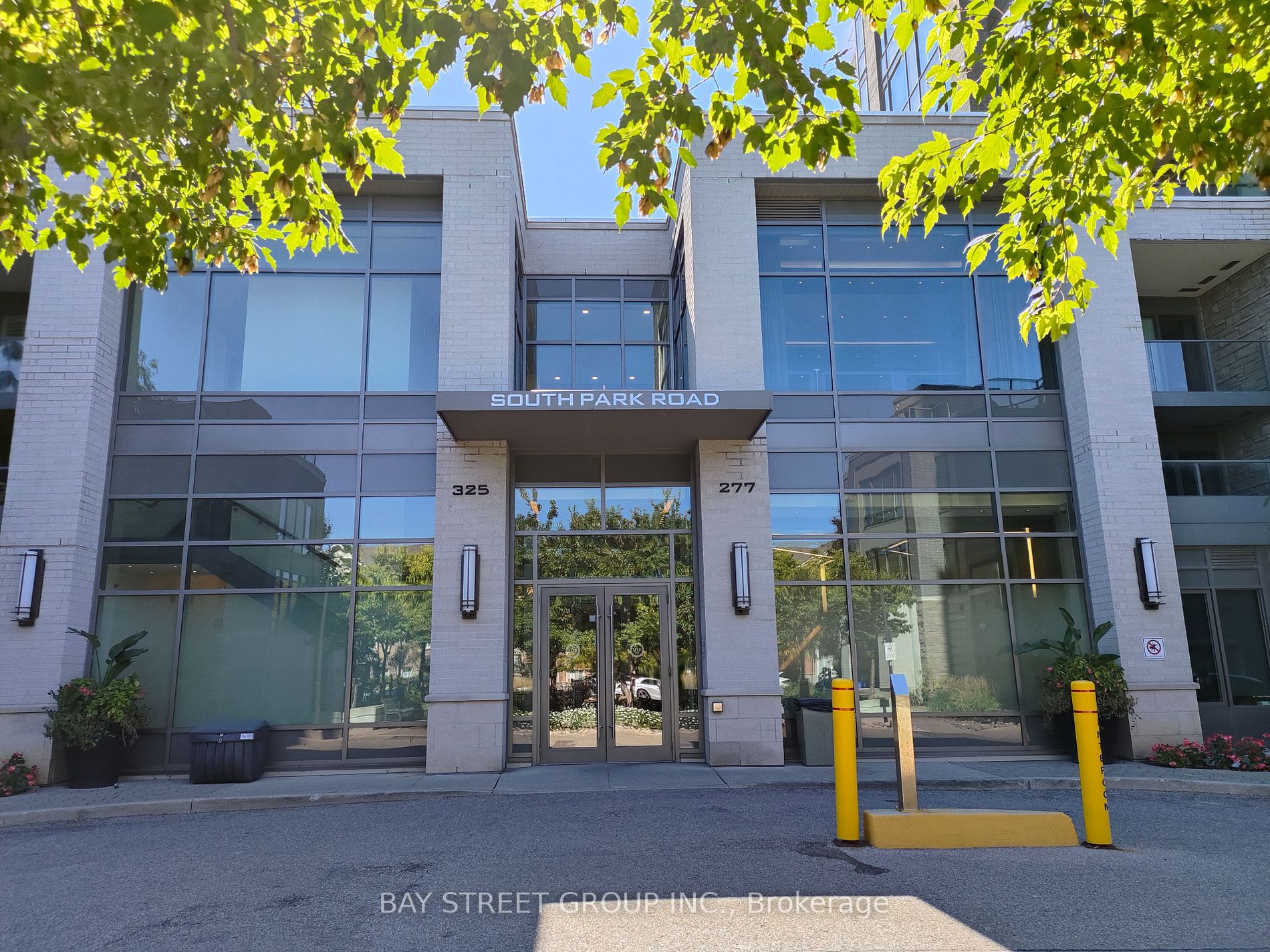 325 South Park Rd, #705