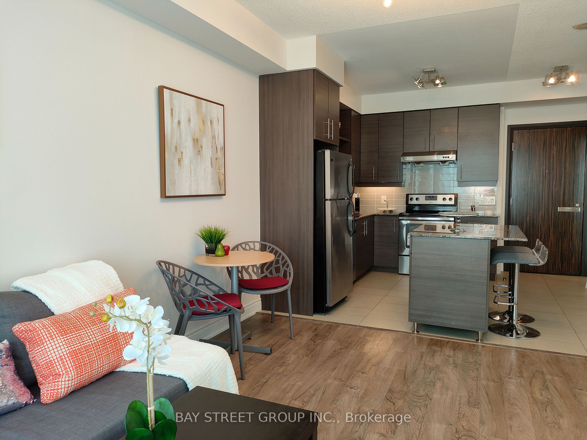 325 South Park Road, #705