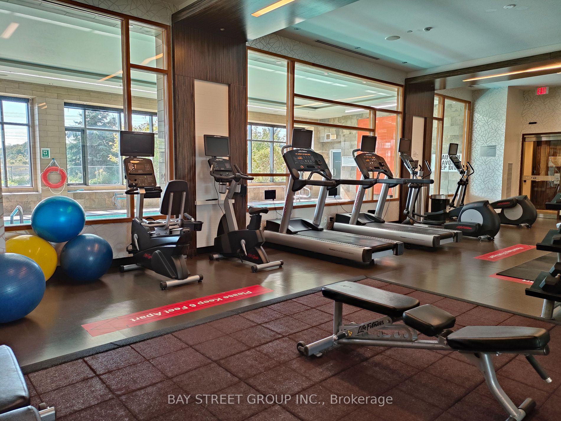325 South Park Road, #705