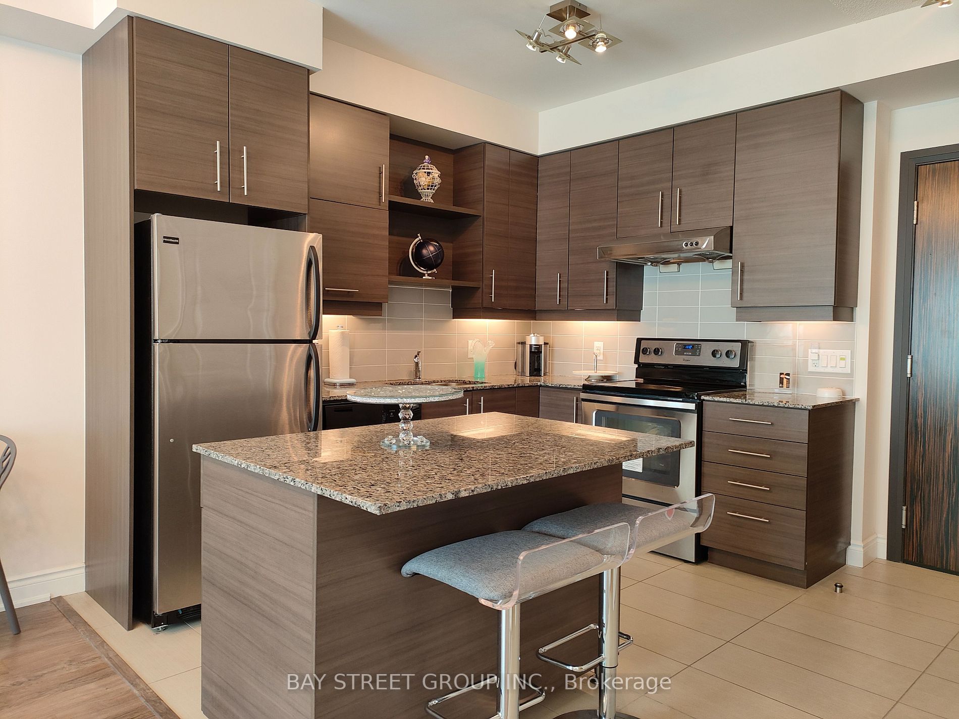 325 South Park Road, #705