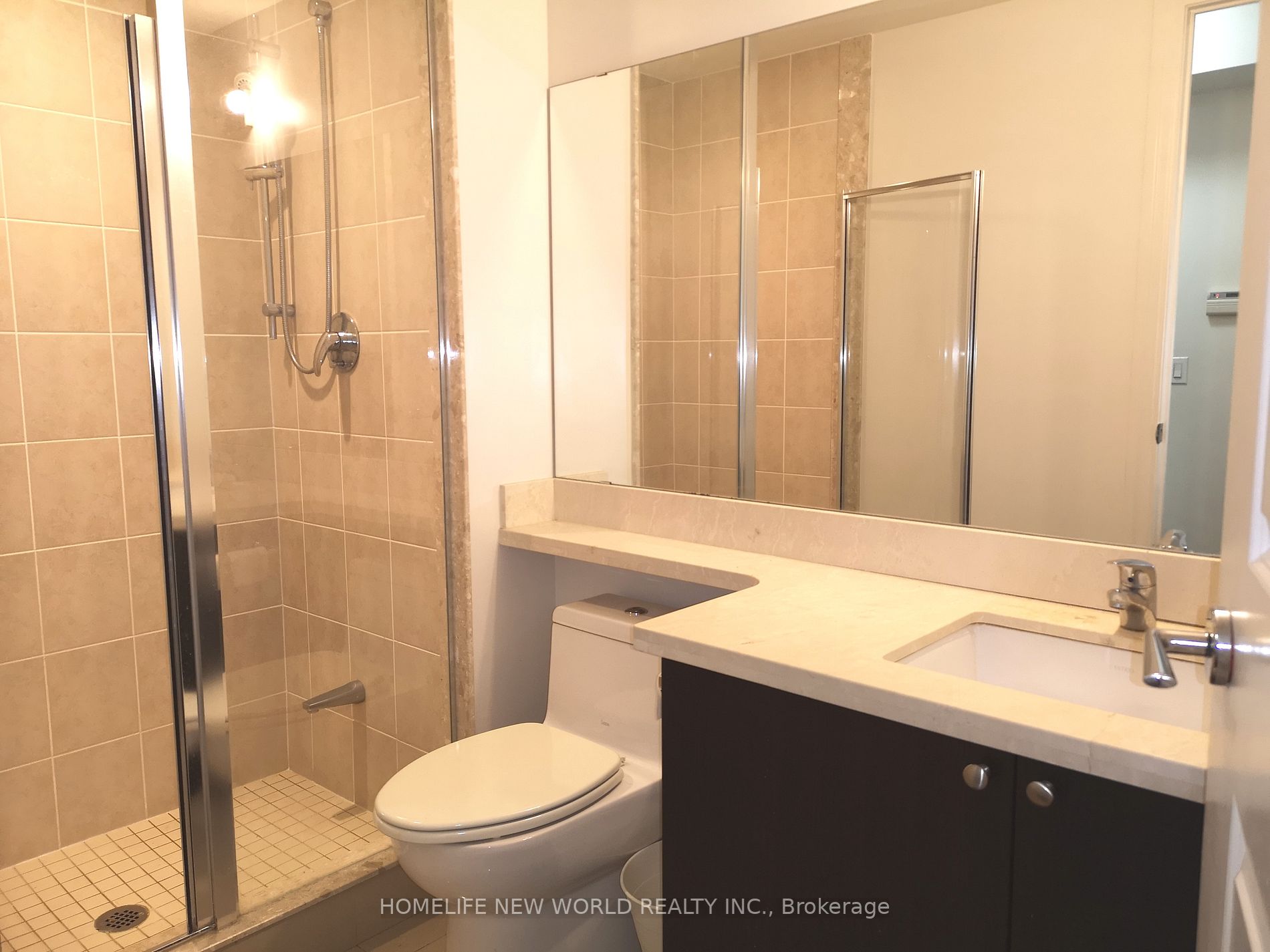 111 Upper Duke Crescent, #810