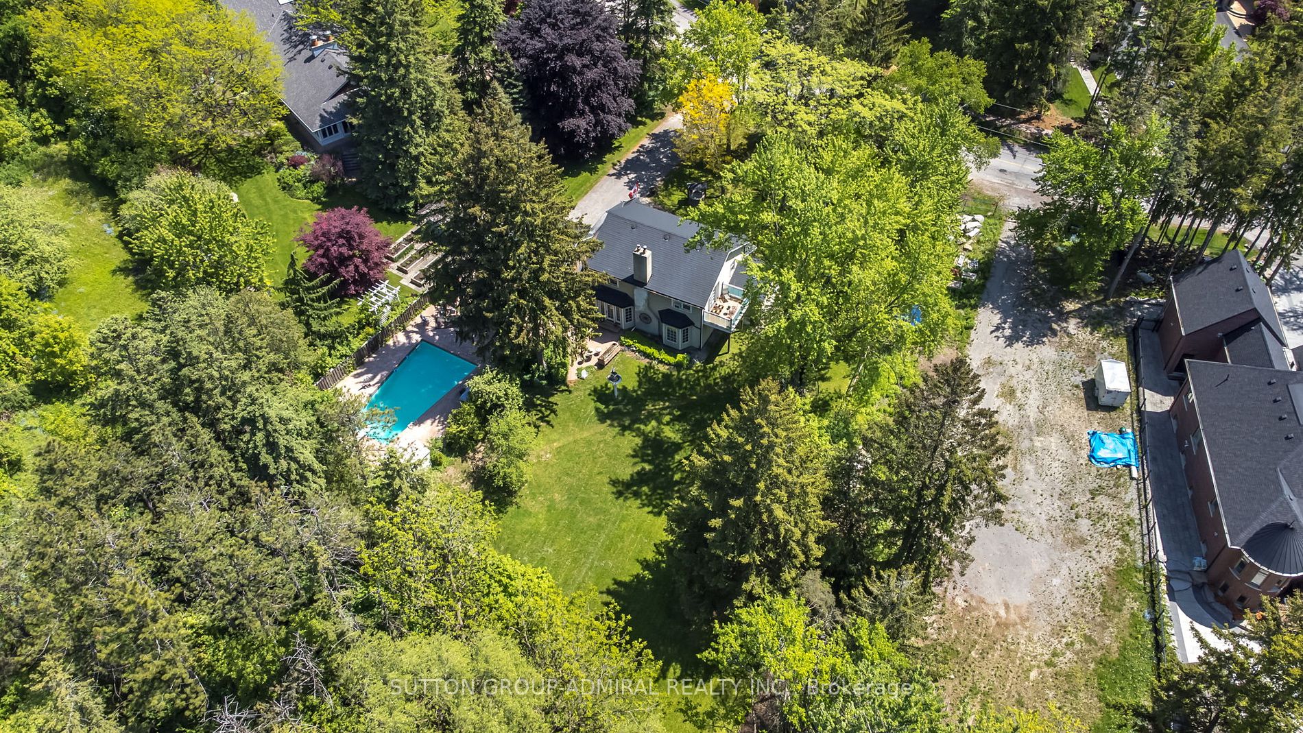 117 Arnold Cres