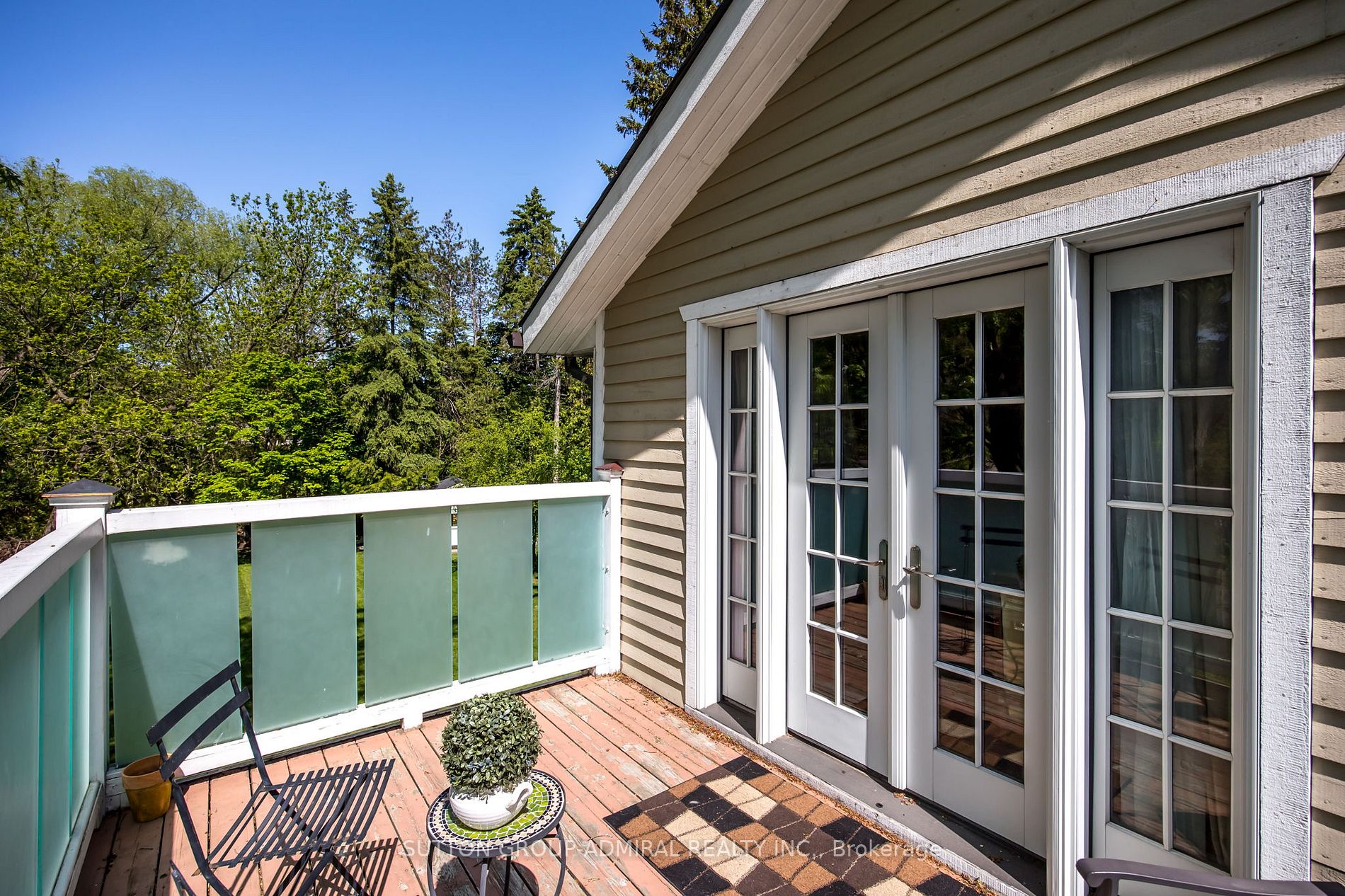 117 Arnold Cres