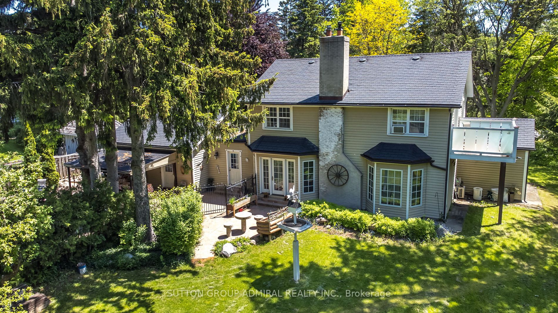 117 Arnold Cres