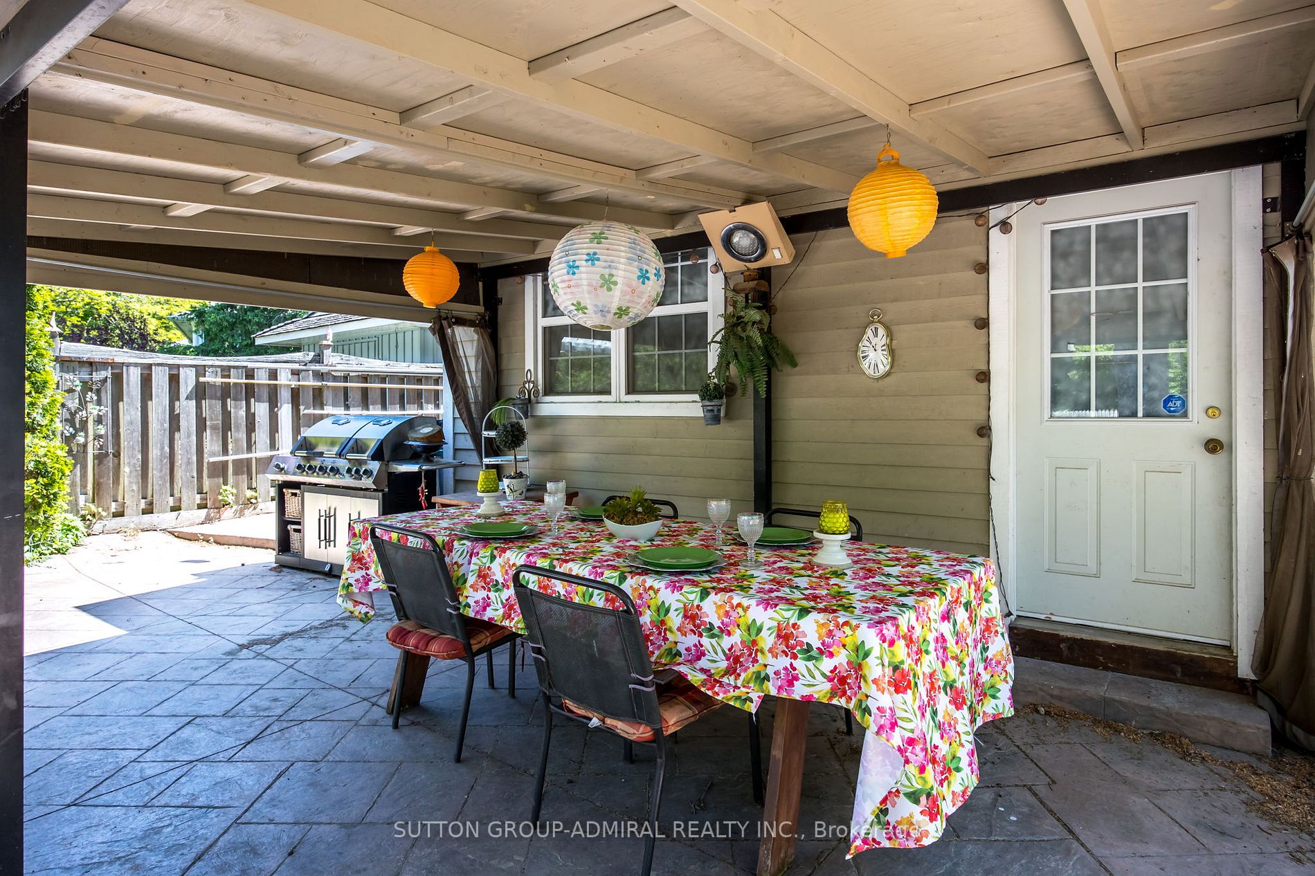 117 Arnold Cres