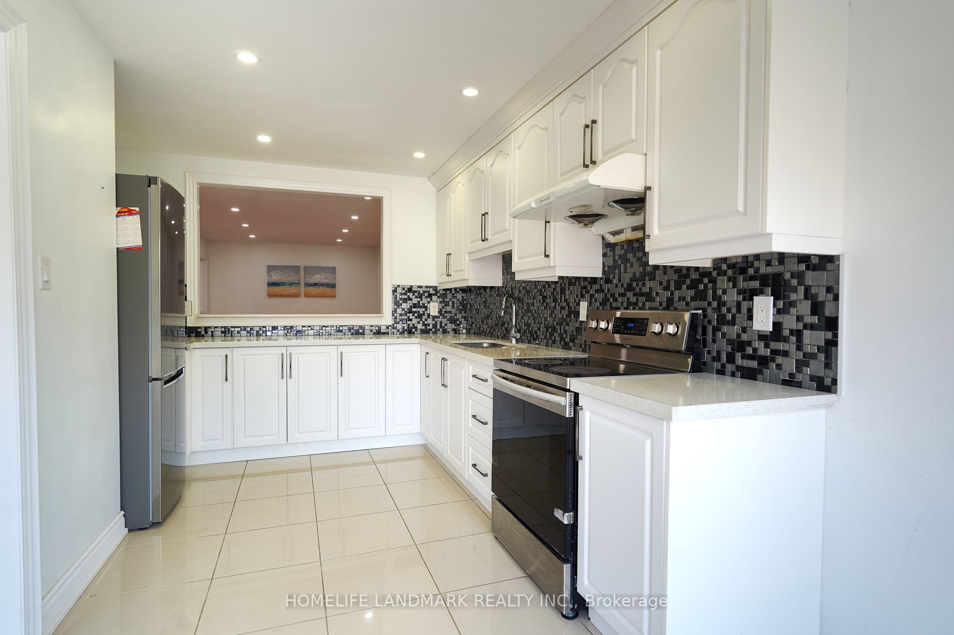 112 Goodwood Dr